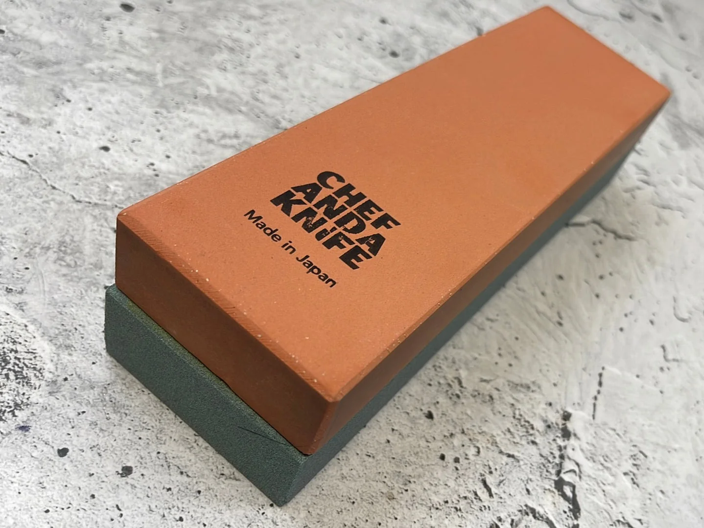 Chef & a Knife Sharpening Stone 220/1000 - Image 3