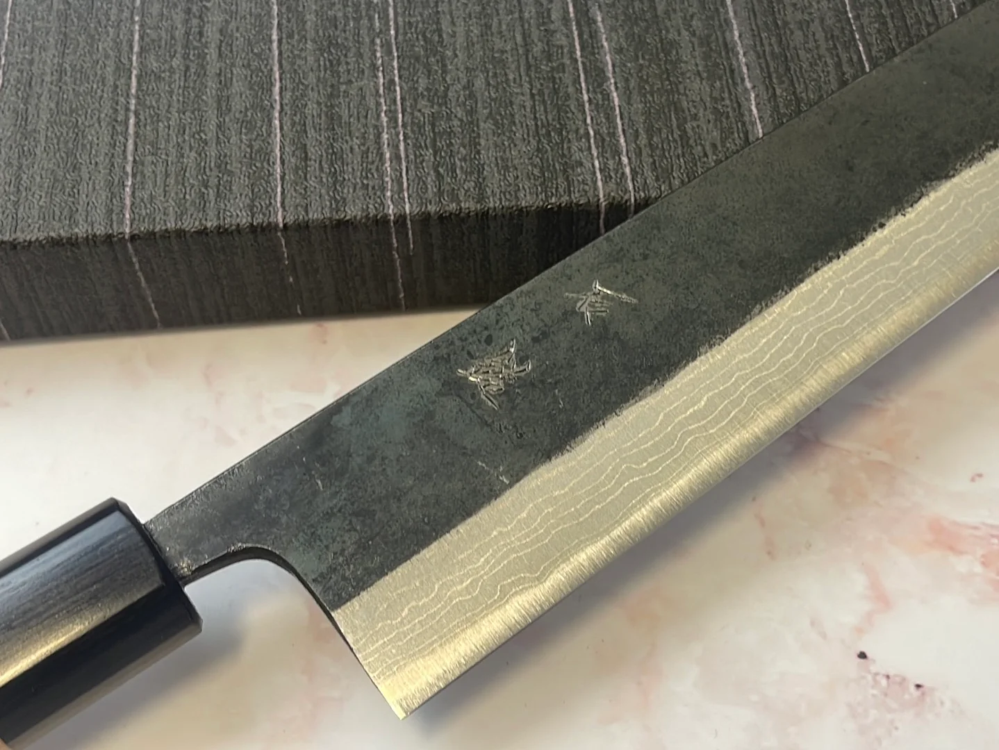 Yoshimune Kiritsuke Kurouchi 240 mm (9.4 in) Aogami (Blue) #2 Damascus (17 layers) Double-Bevel - Image 4