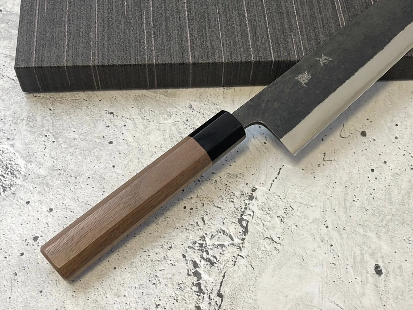 Yoshimune Kiritsuke Kurouchi 240 mm (9.4 in) Aogami (Blue) #2 Double-Bevel - Image 3