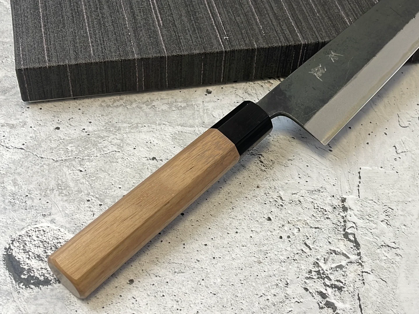 Yoshimune Kiritsuke Kurouchi 210 mm (8.3 in) Aogami (Blue) #2 Double-Bevel - Image 3