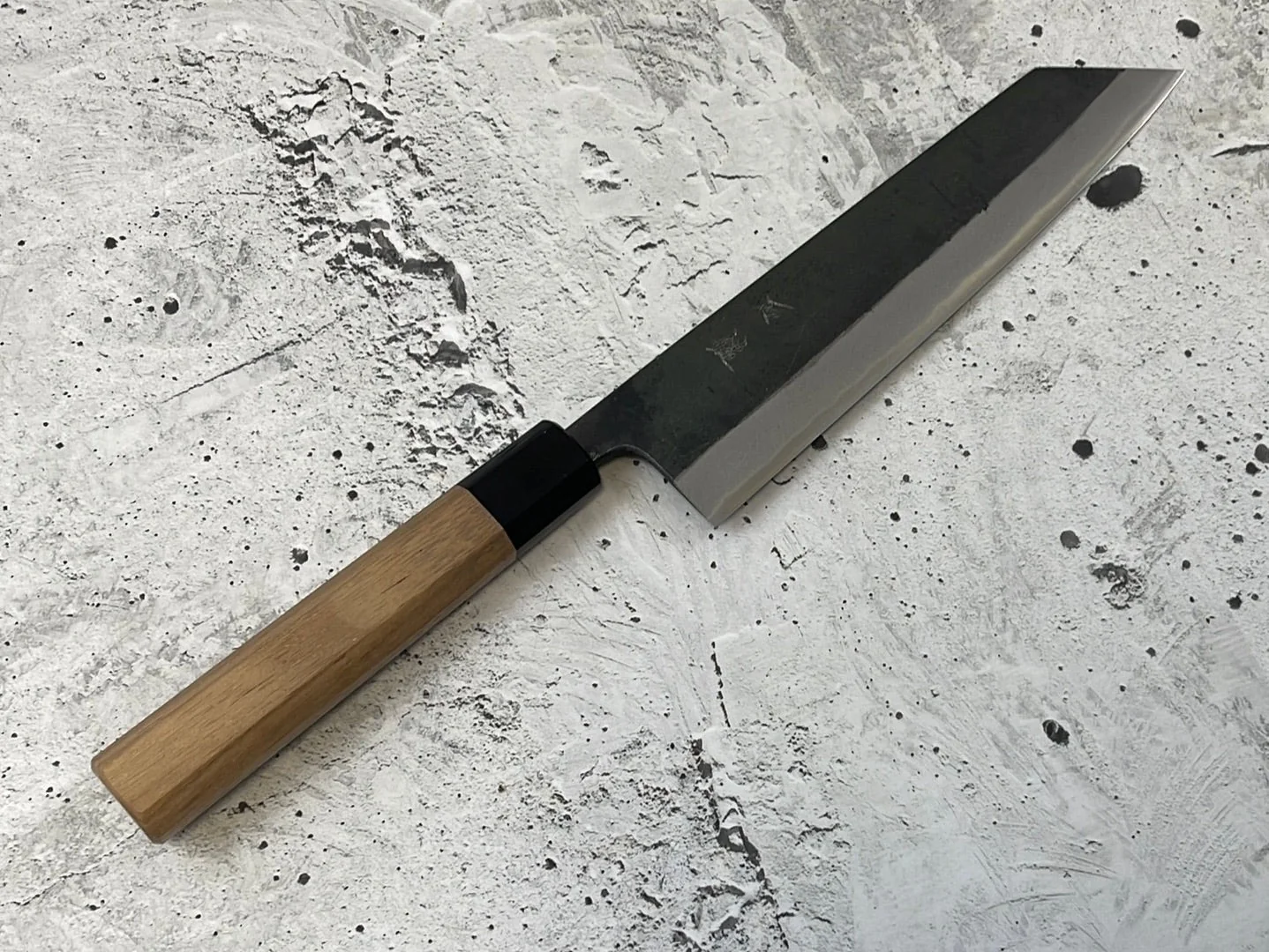 Yoshimune Kiritsuke Kurouchi 210 mm (8.3 in) Aogami (Blue) #2 Double-Bevel - Image 6