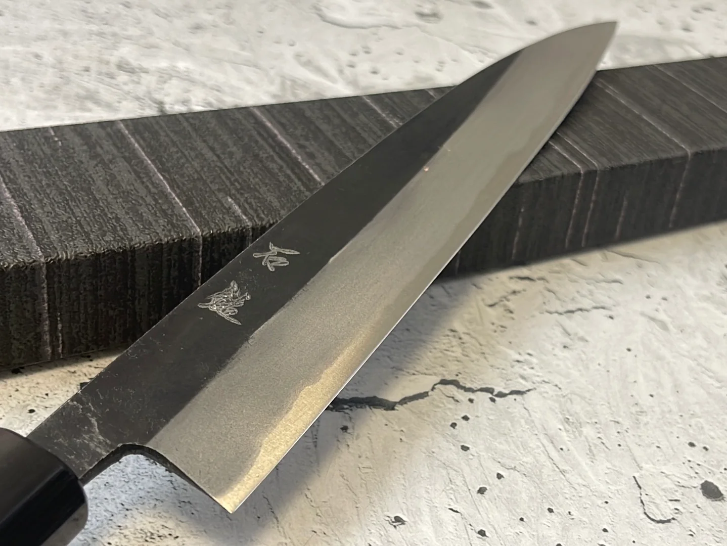 Yoshimune Sujihiki Kurouchi 210 mm (8.3 in) Aogami (Blue) #2 Double-Bevel - Image 4