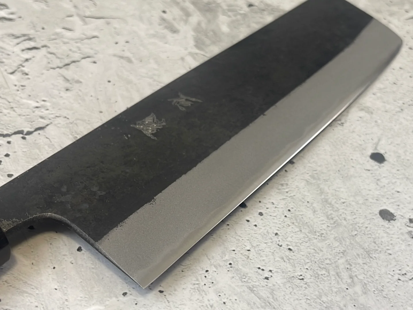 Yoshimune Nakiri Kurouchi 180 mm (7.1 in) Aogami (Blue) #2 Double-Bevel - Image 9