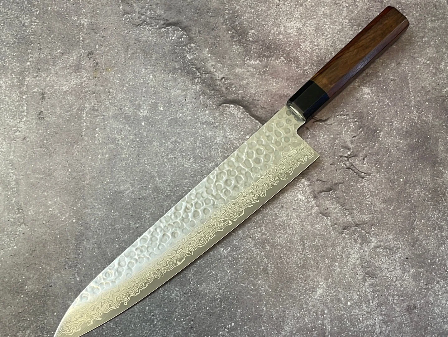 Yoshimune Gyuto Damascus Hammered Finish Knife 240 mm (9.4 in) Stainless clad Aus10 - Image 13