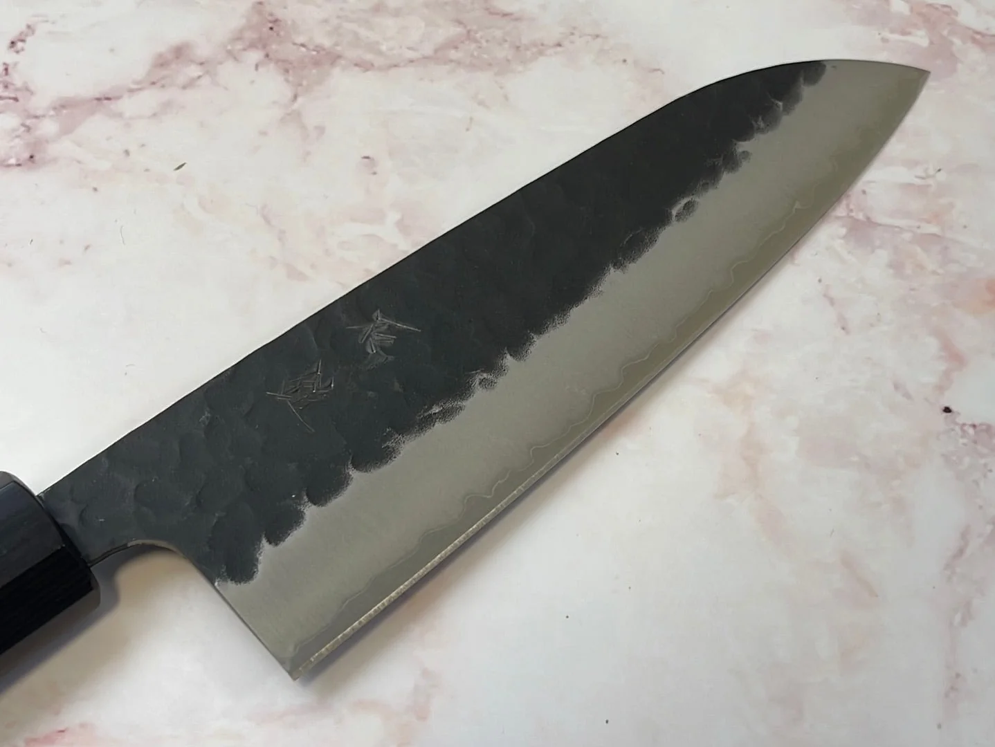 Yoshimune Santoku 165mm (6.5in) Stainless clad Aogami(Blue) Super Black Hammered Finish Double-Bevel Walnut Octagonal Handle - Image 13