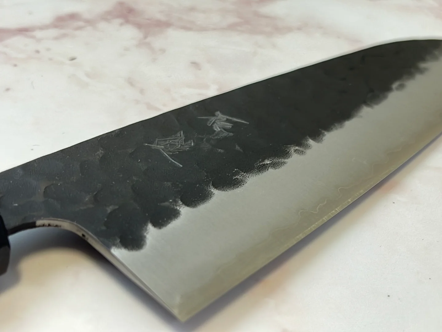 Yoshimune Santoku 165mm (6.5in) Stainless clad Aogami(Blue) Super Black Hammered Finish Double-Bevel Walnut Octagonal Handle - Image 14
