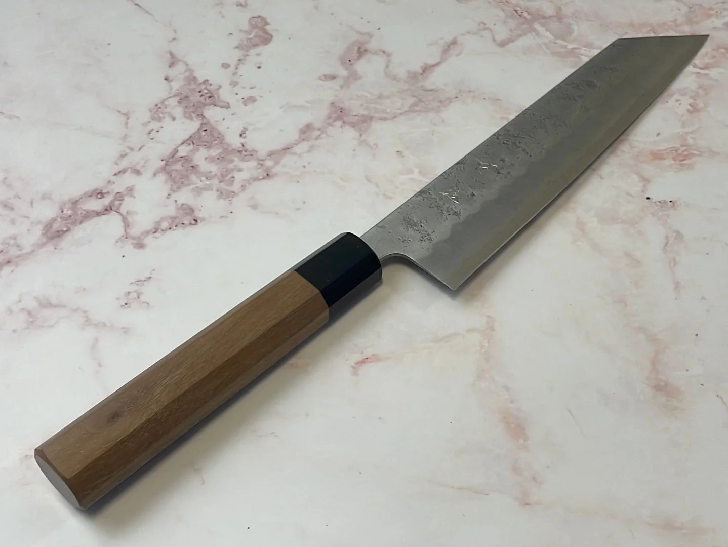 Yoshimune Kiritsuke 210 mm (8.3 in) Ginsan (Silver #3) Nashiji finish Double-Bevel Walnut Octagonal Handle - Image 12