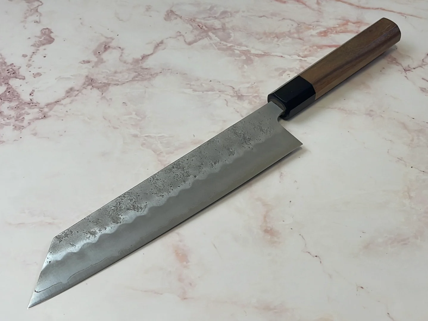 Yoshimune Kiritsuke 210 mm (8.3 in) Ginsan (Silver #3) Nashiji finish Double-Bevel Walnut Octagonal Handle - Image 4