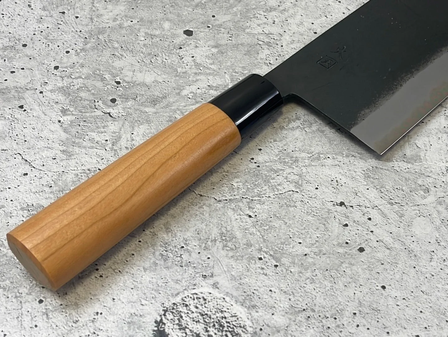 Hinokuni Shirogami #1 Chuka Knife 180mm Cherry Wood Handle - Made in Japan 🇯🇵 - Image 4