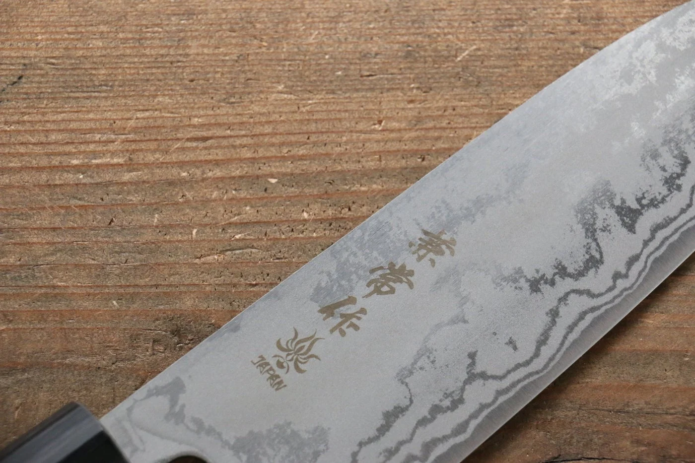 Kanetsune Blue Steel No. 2 Damascus santoku Japanese Knife 165mm Shitan Handle - Image 8