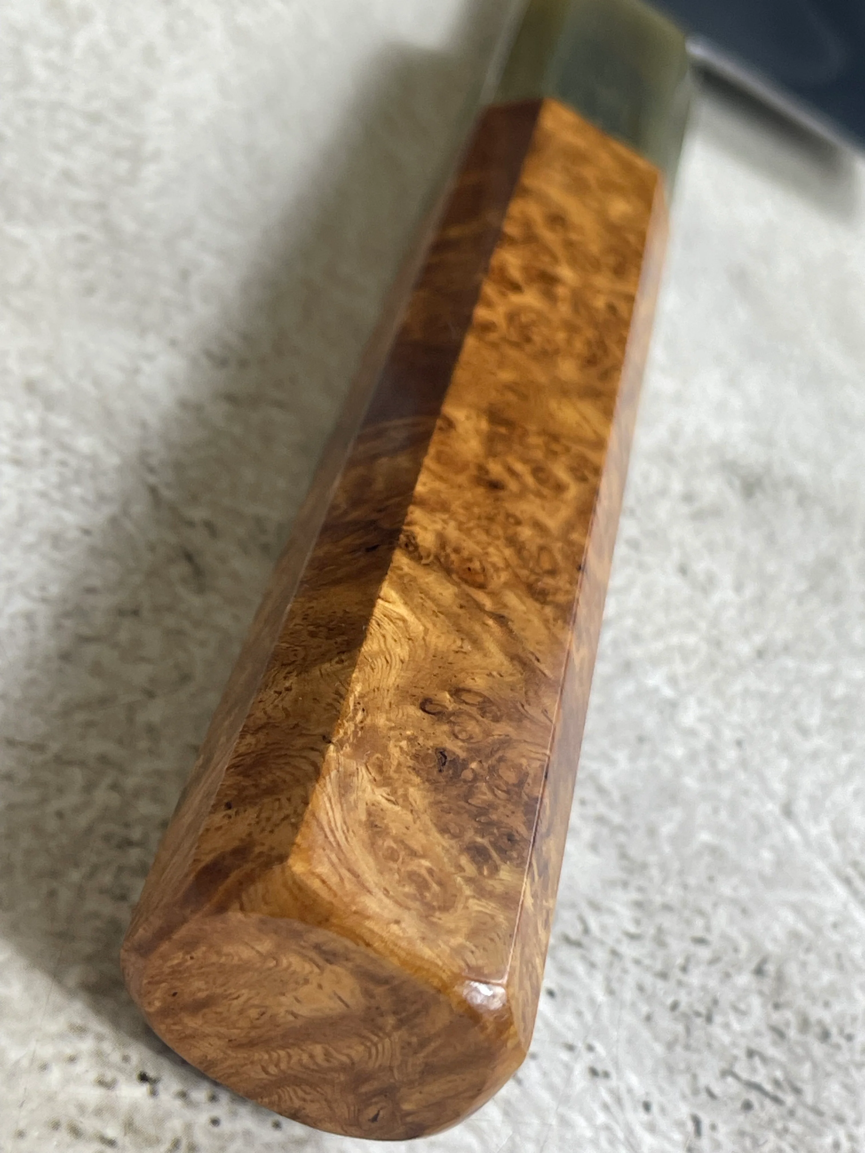 Keskin Migaki Kiritsuke 230mm Amboyna Burl & Blonde Buffalo Horn with sheath - Image 14