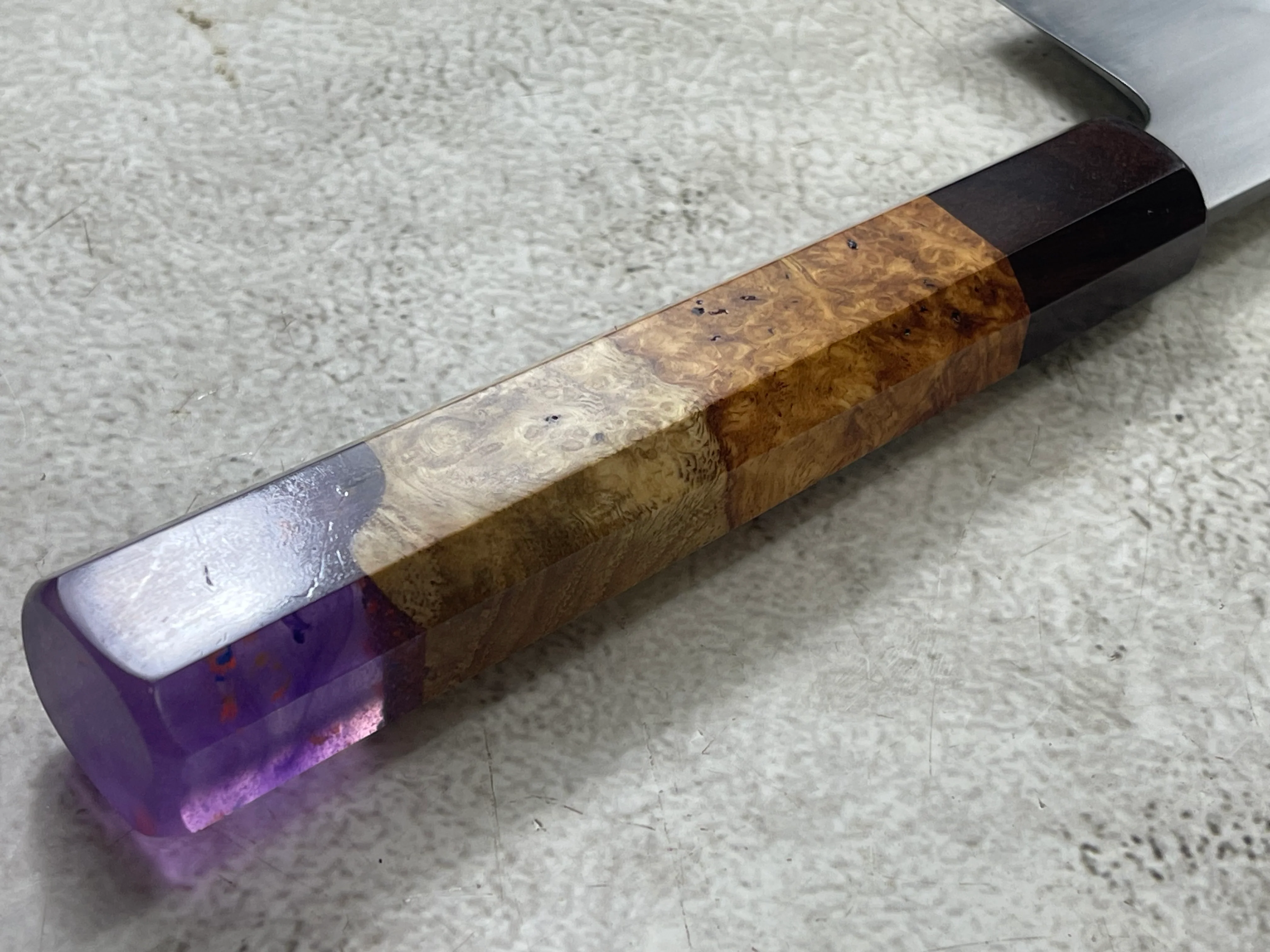 Keskin Migaki Kiritsuke 230mm Amboyna Burl Mix & Purple Resin Rosewood Ferrule - Image 15
