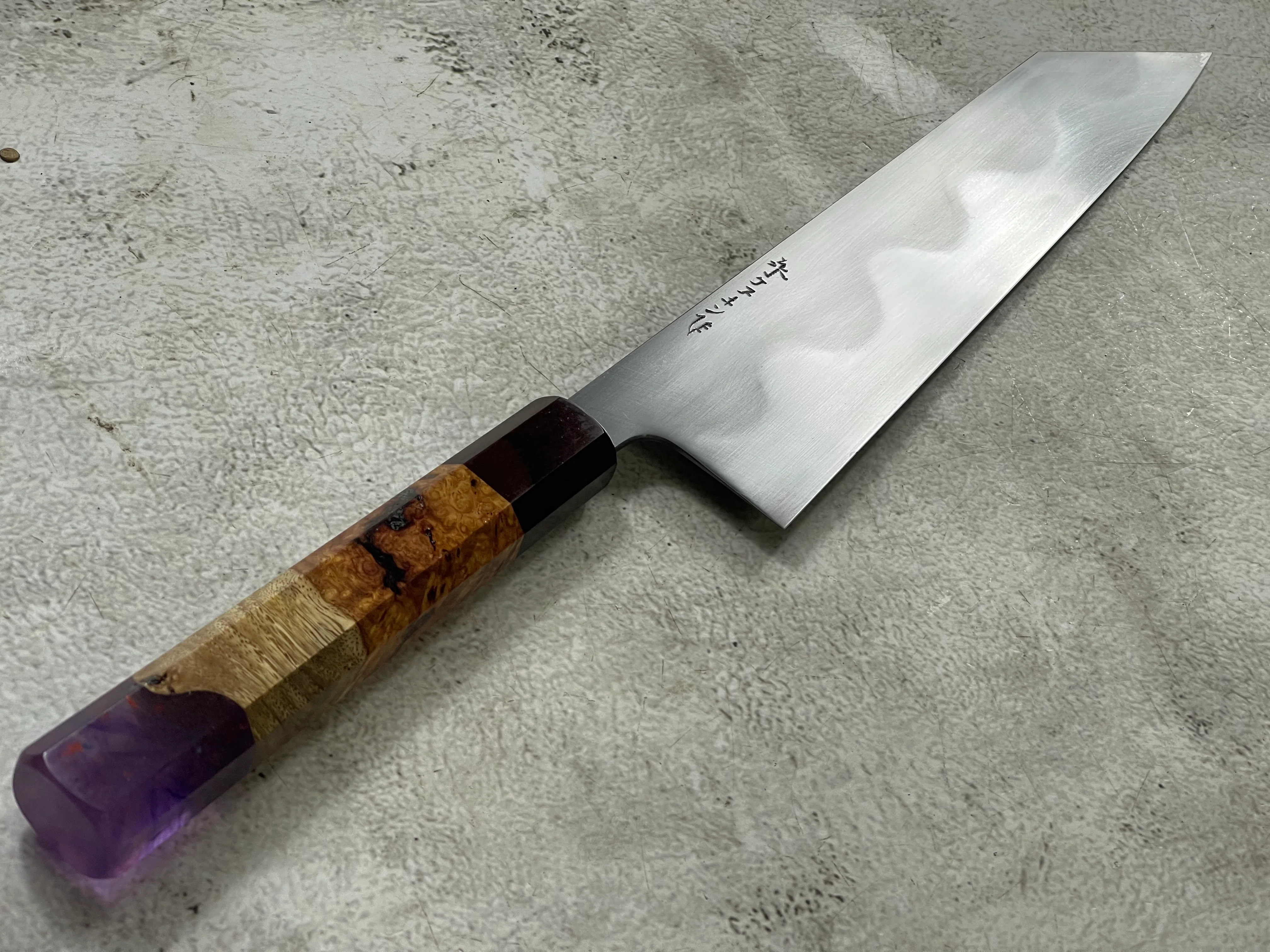 Keskin Migaki Kiritsuke 230mm Amboyna Burl Mix & Purple Resin Rosewood Ferrule - Image 2
