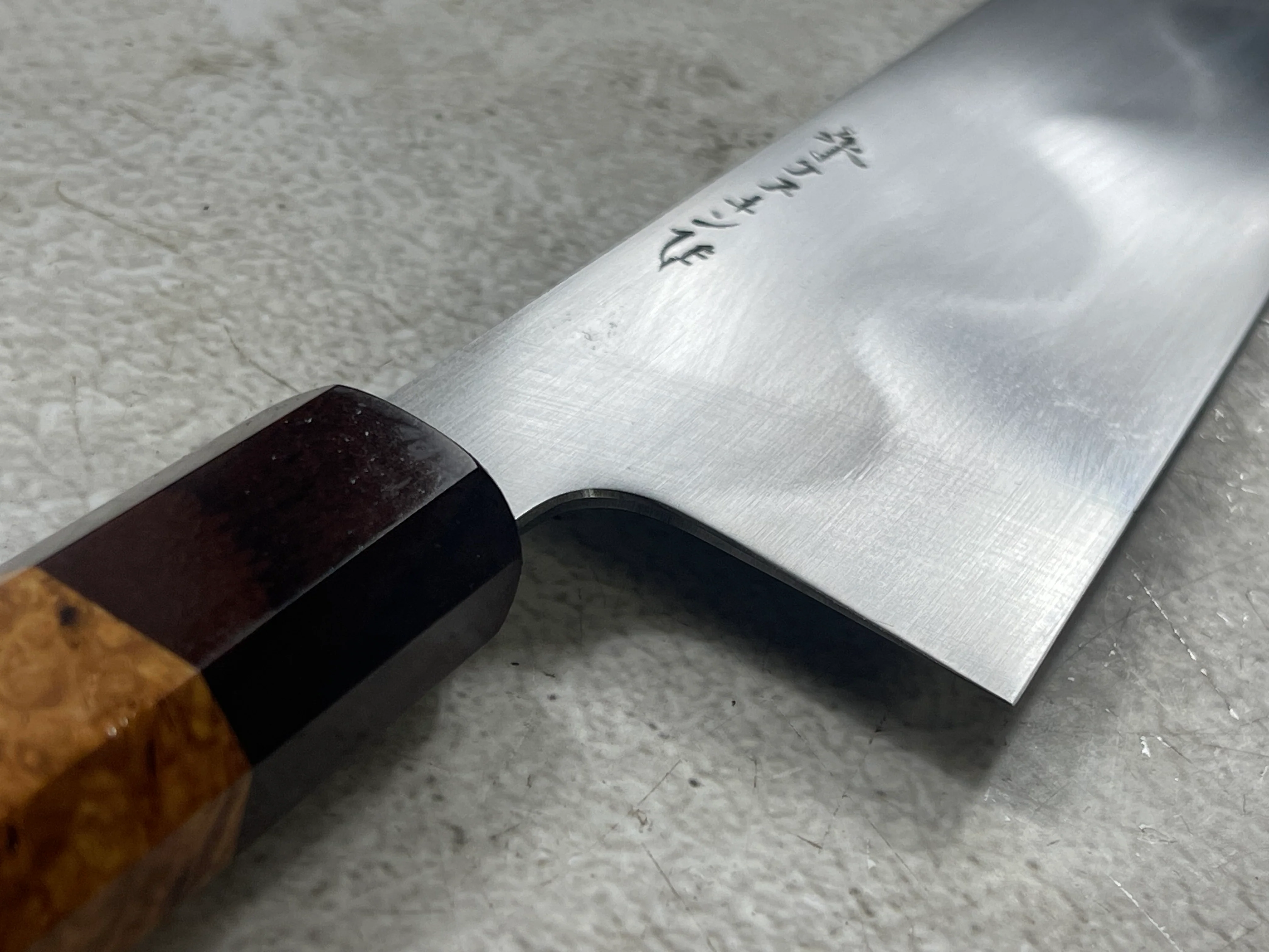 Keskin Migaki Kiritsuke 230mm Amboyna Burl Mix & Purple Resin Rosewood Ferrule - Image 6