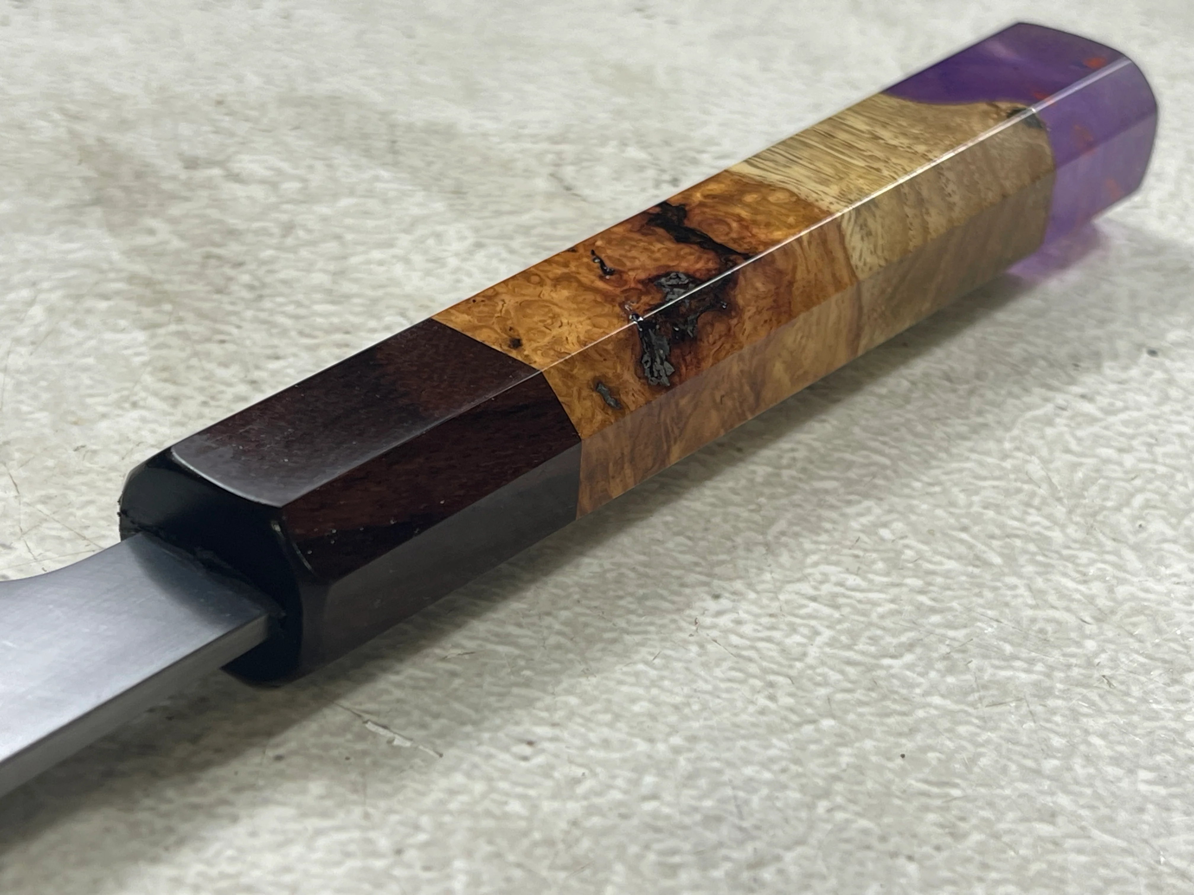 Keskin Migaki Kiritsuke 230mm Amboyna Burl Mix & Purple Resin Rosewood Ferrule - Image 8