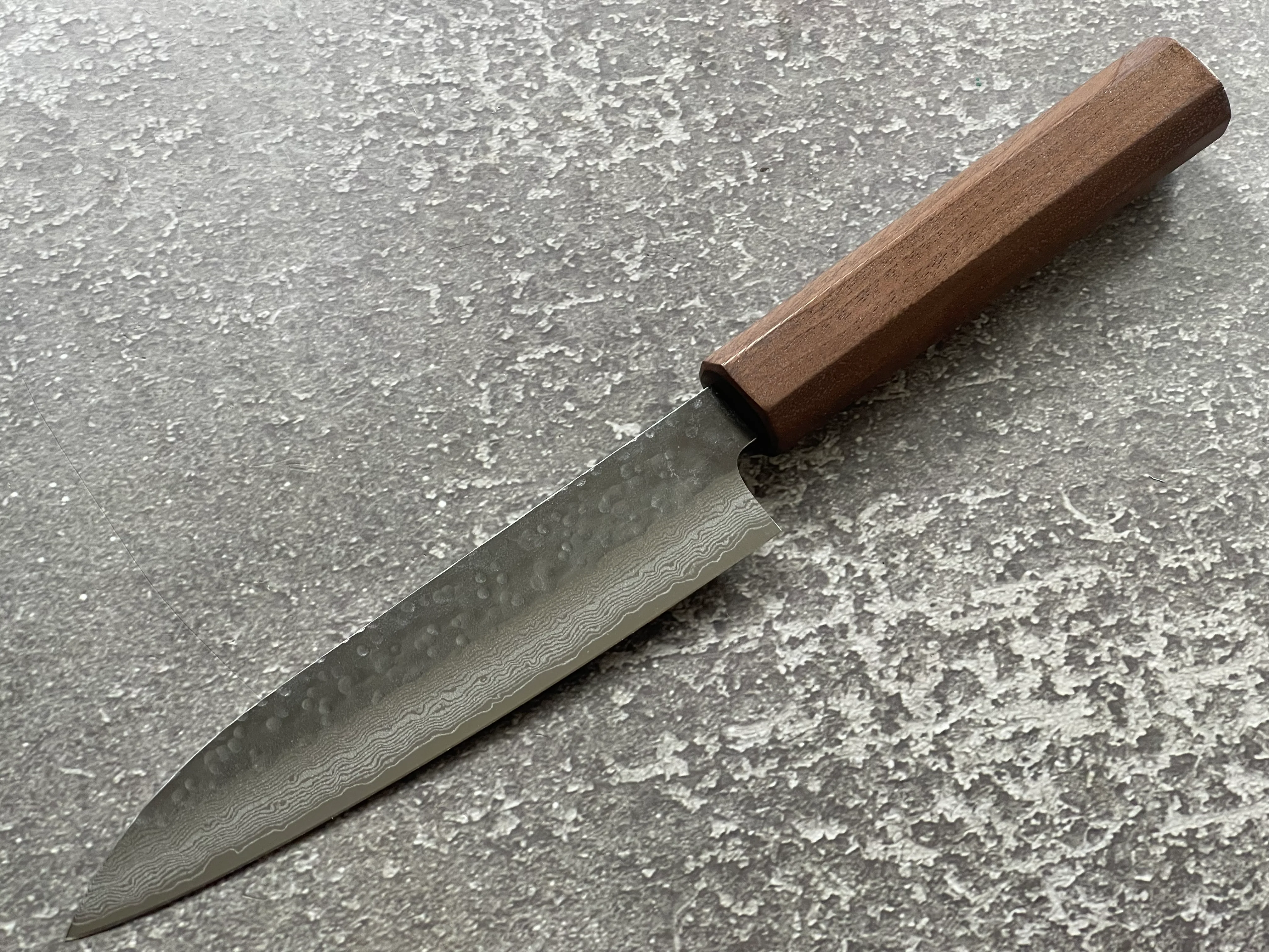 Makoto Kurosaki Damascus Tsuchime Petty 135mm - Image 12