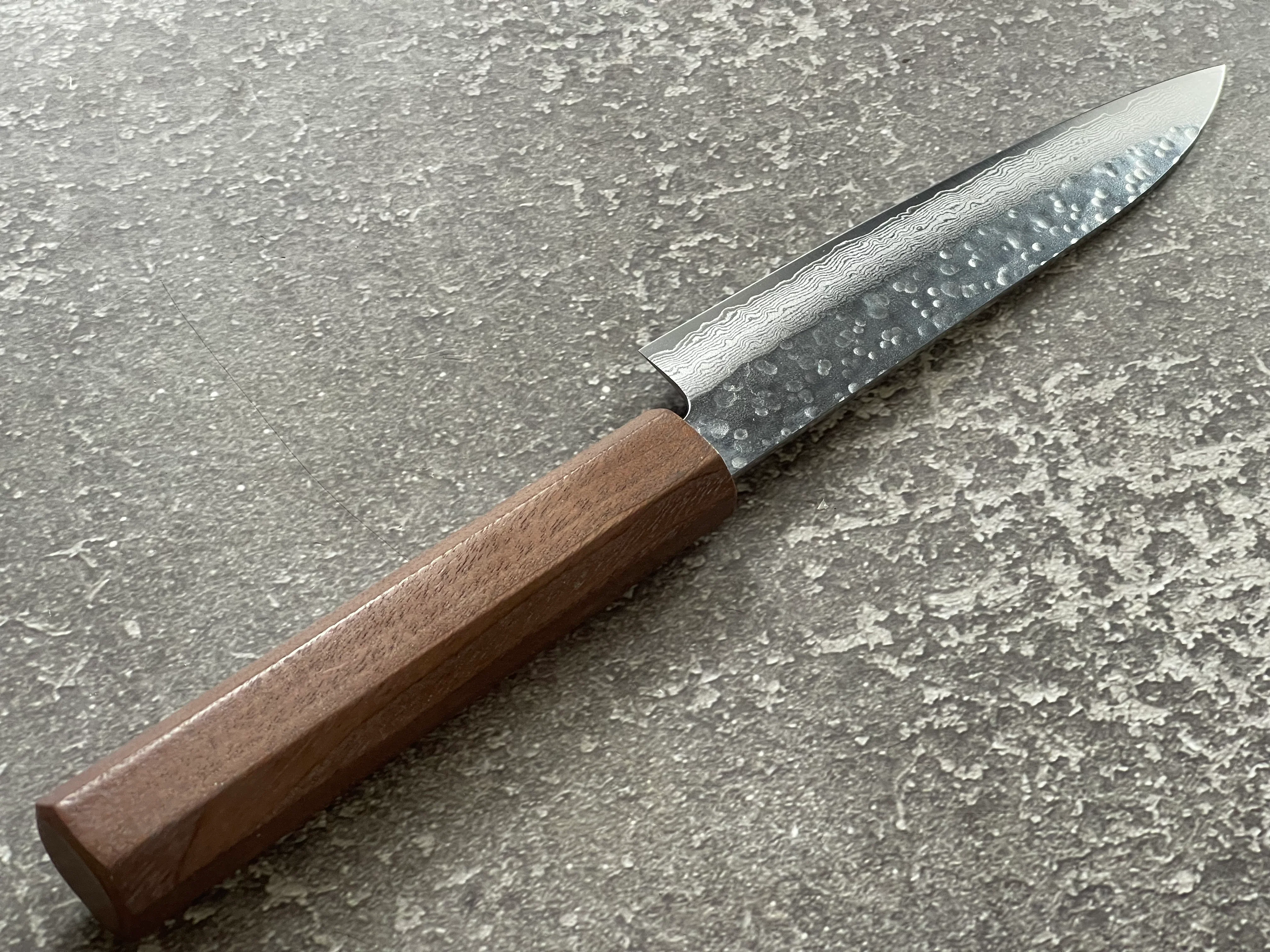 Makoto Kurosaki Damascus Tsuchime Petty 135mm - Image 15