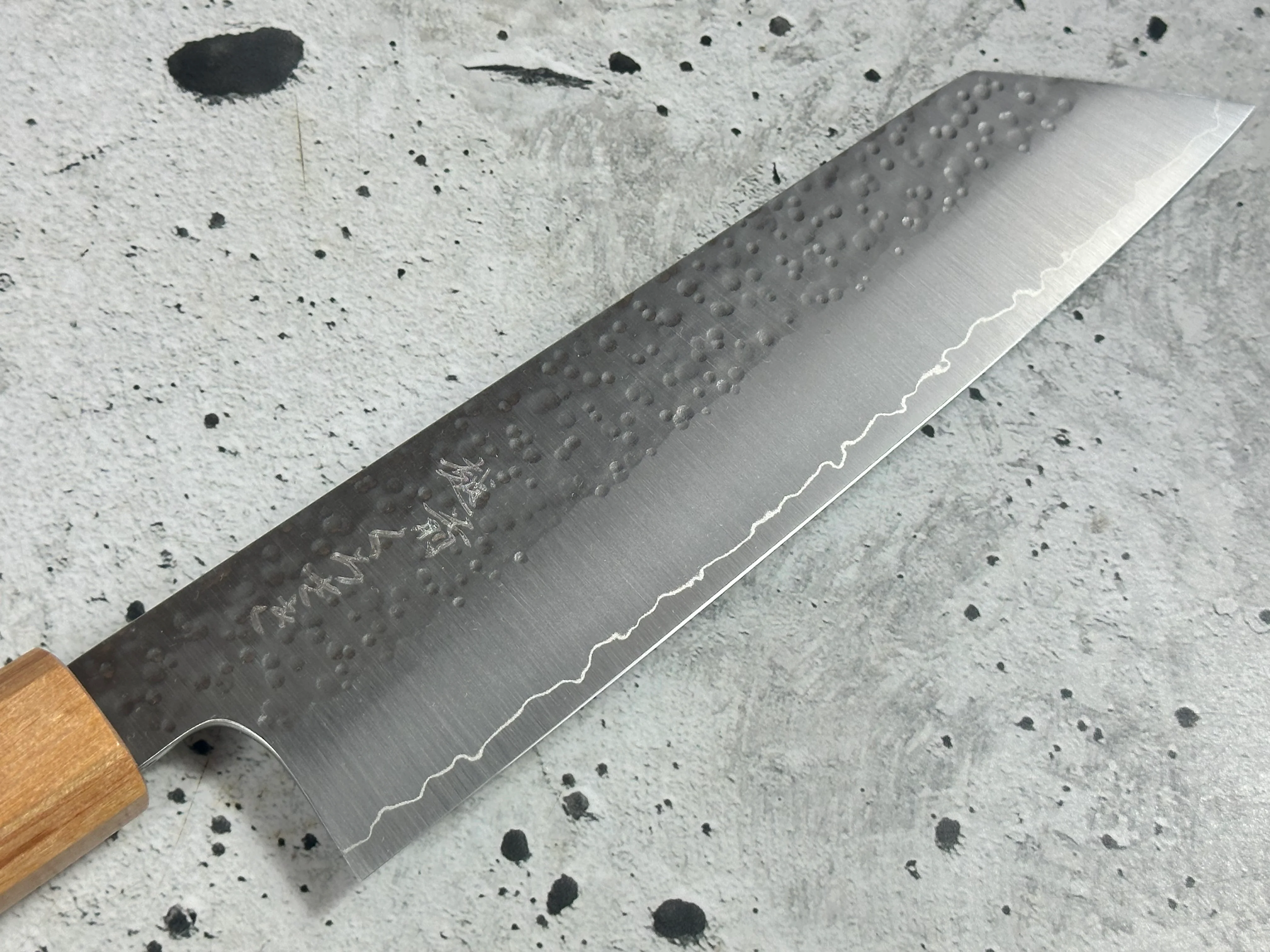 Makoto Kurosaki Sakura Bunka Knife 180mm - Image 7