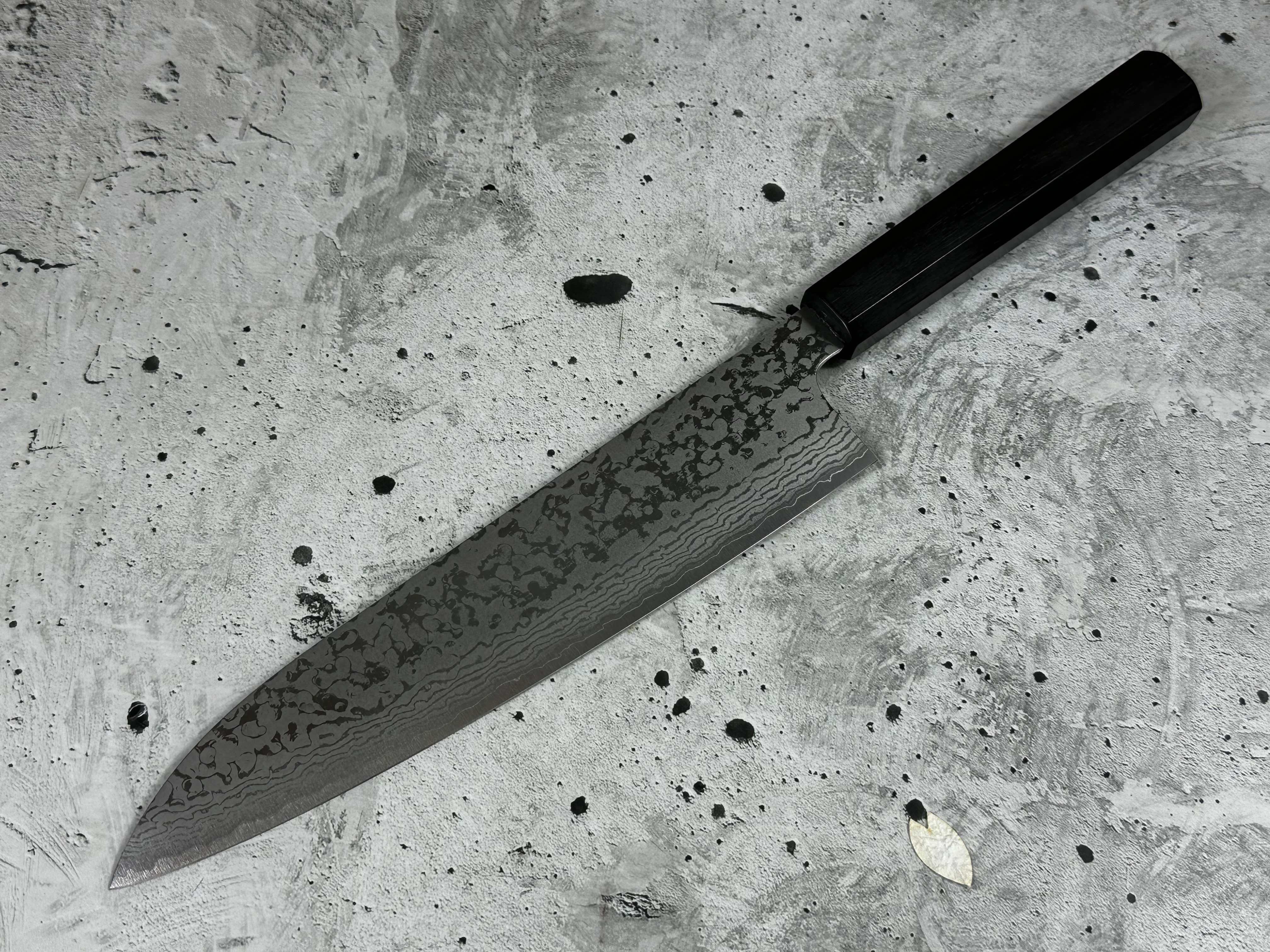 Makoto Kurosaki  VG7 Damascus  Gyuto Knife 210mm - Image 10