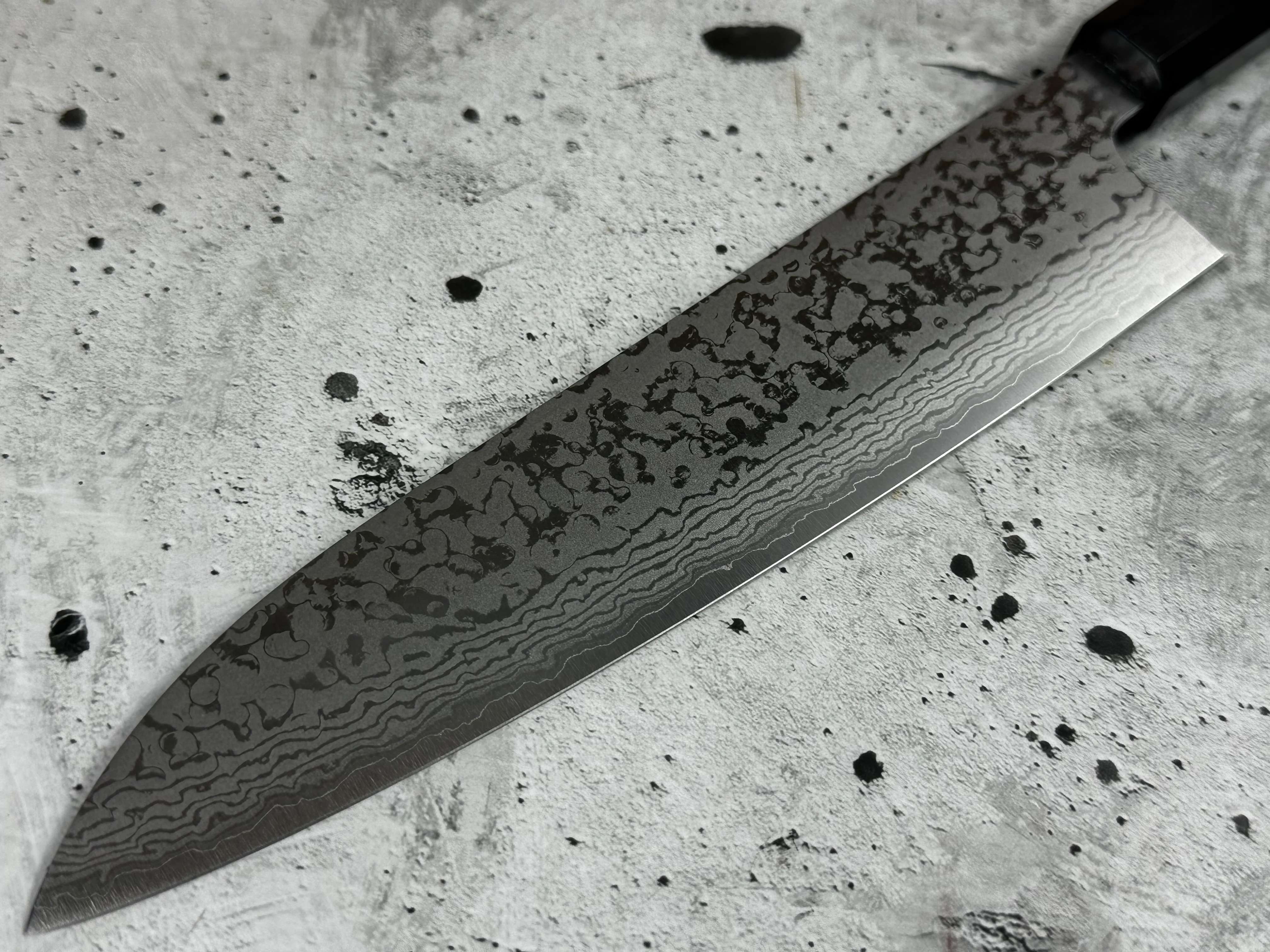 Makoto Kurosaki  VG7 Damascus  Gyuto Knife 210mm - Image 9