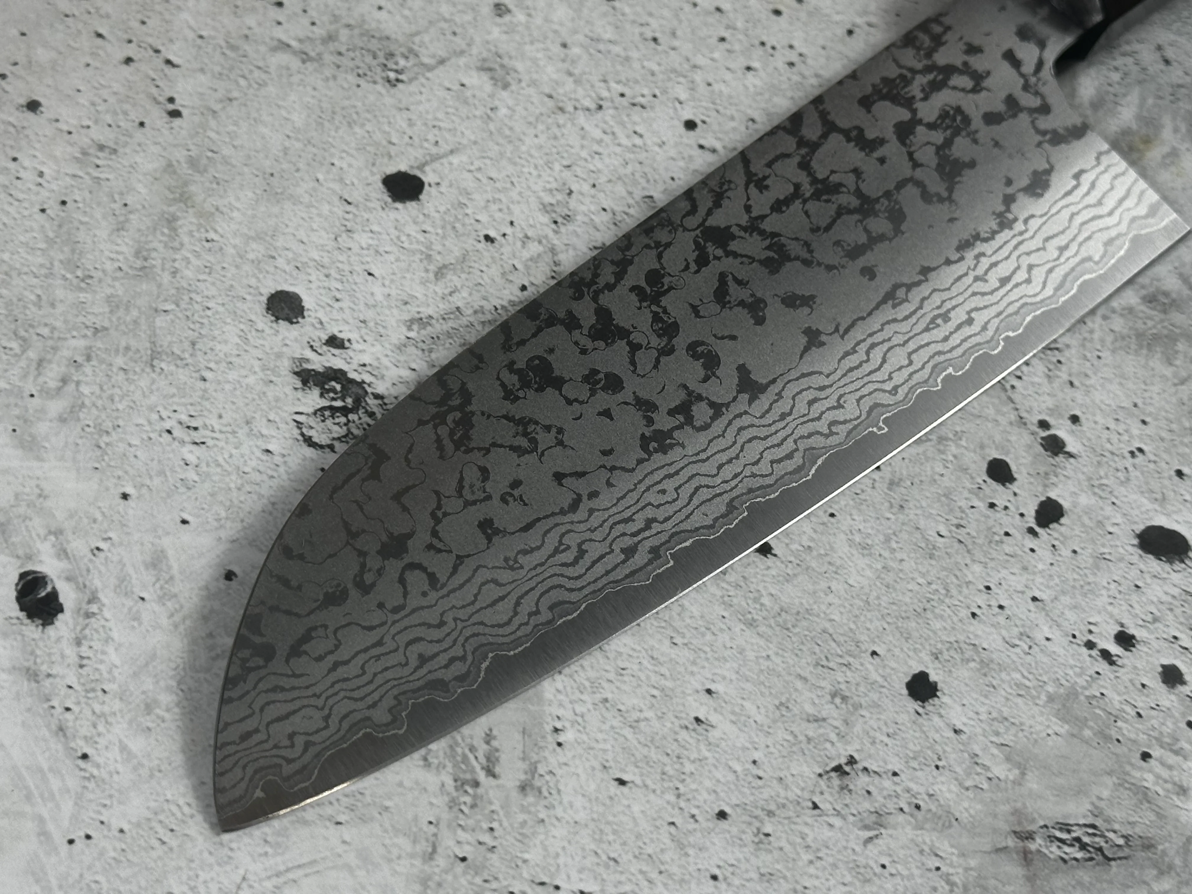 Makoto Kurosaki VG7 Damascus Santoku Knife 165mm - Image 7