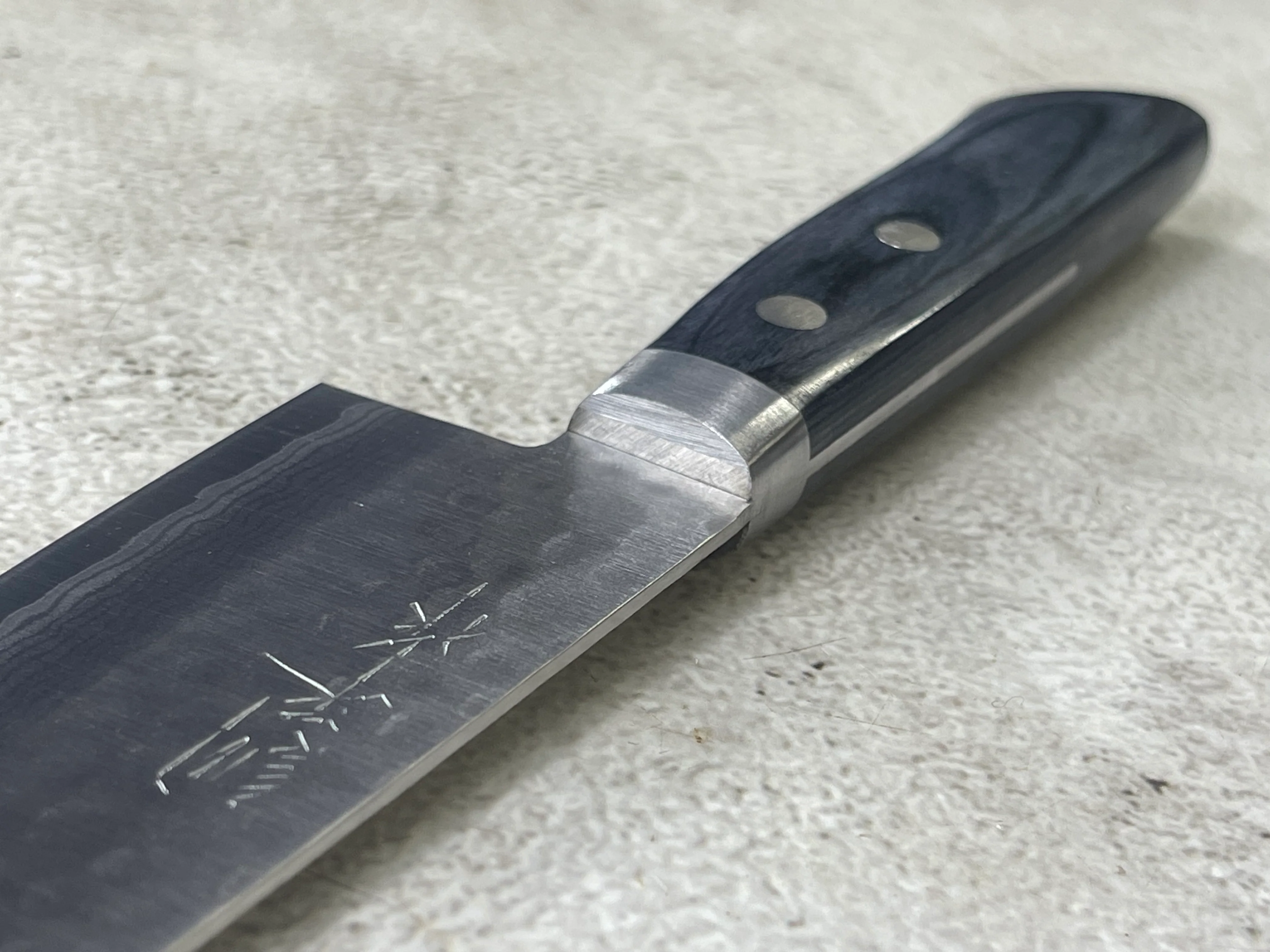 Masutani Kokuryu Gyuto 180mm Blue Pakkawood Handle - Image 5