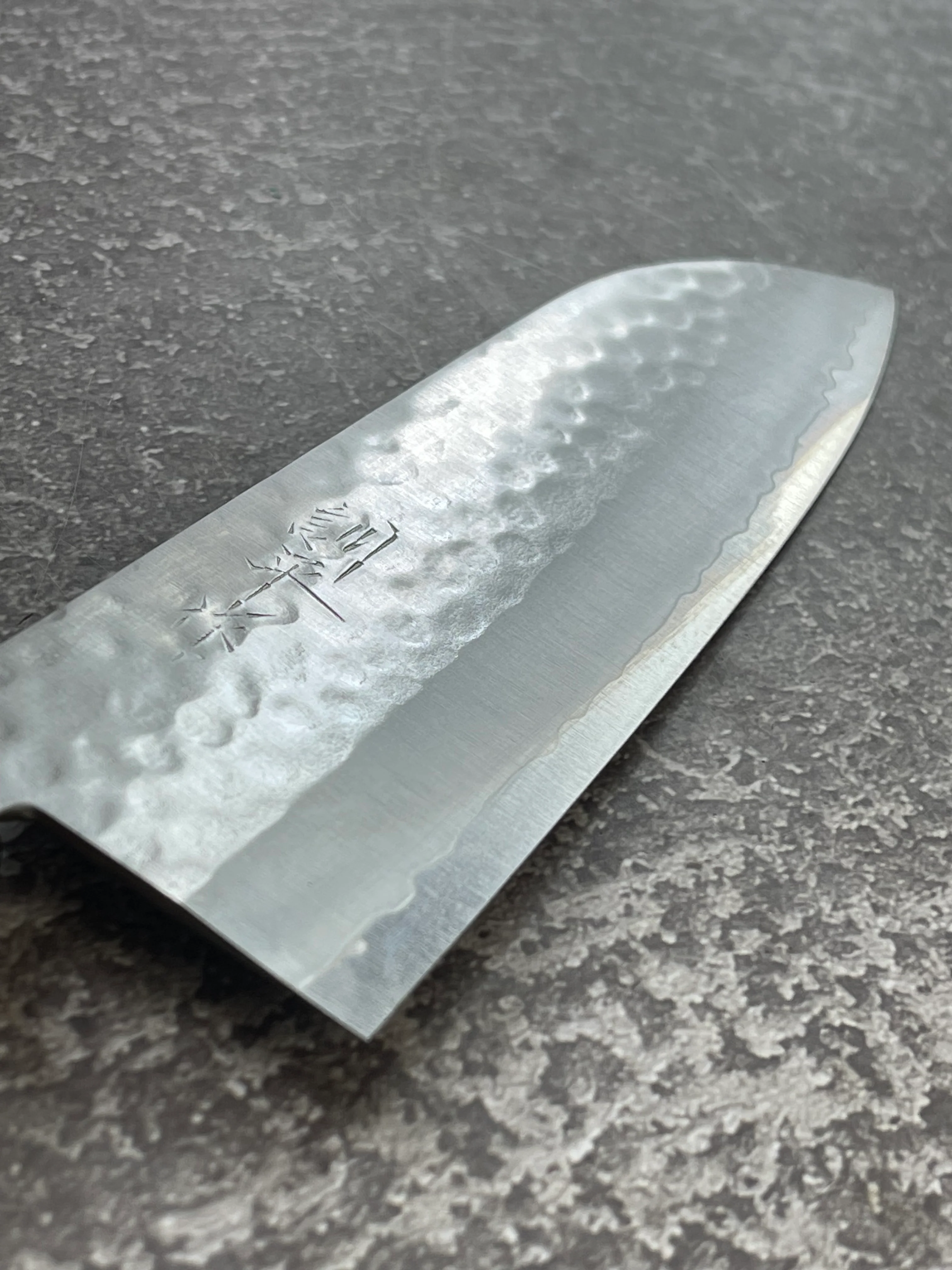 Masutani Kokuryu Tsutime Santoku 170mm VG1 Steel Oak Handle - Image 11