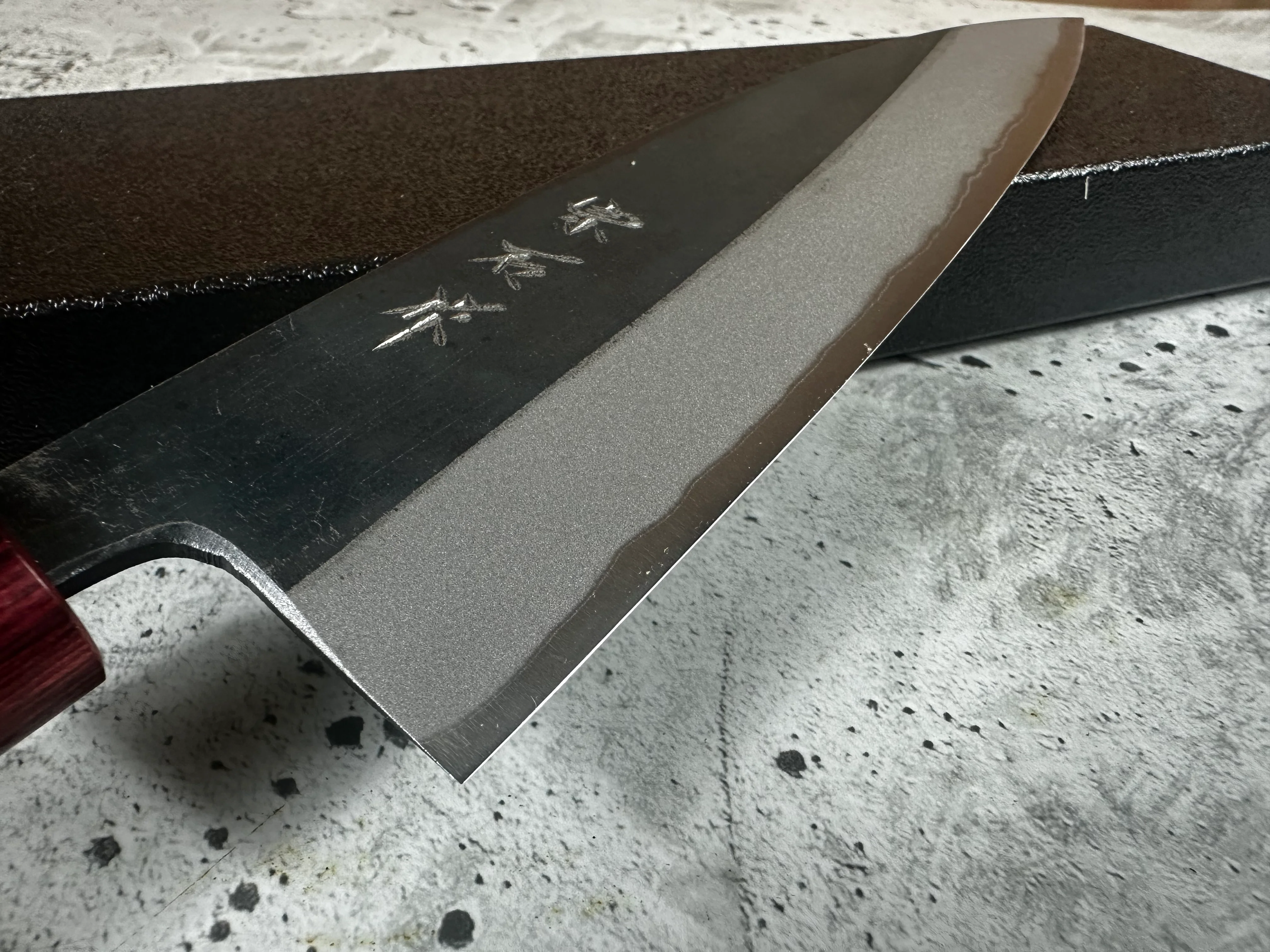 Muneishi Aogami 2 Iron Clad Gyuto 210mm Kurouchi Finish - Image 5