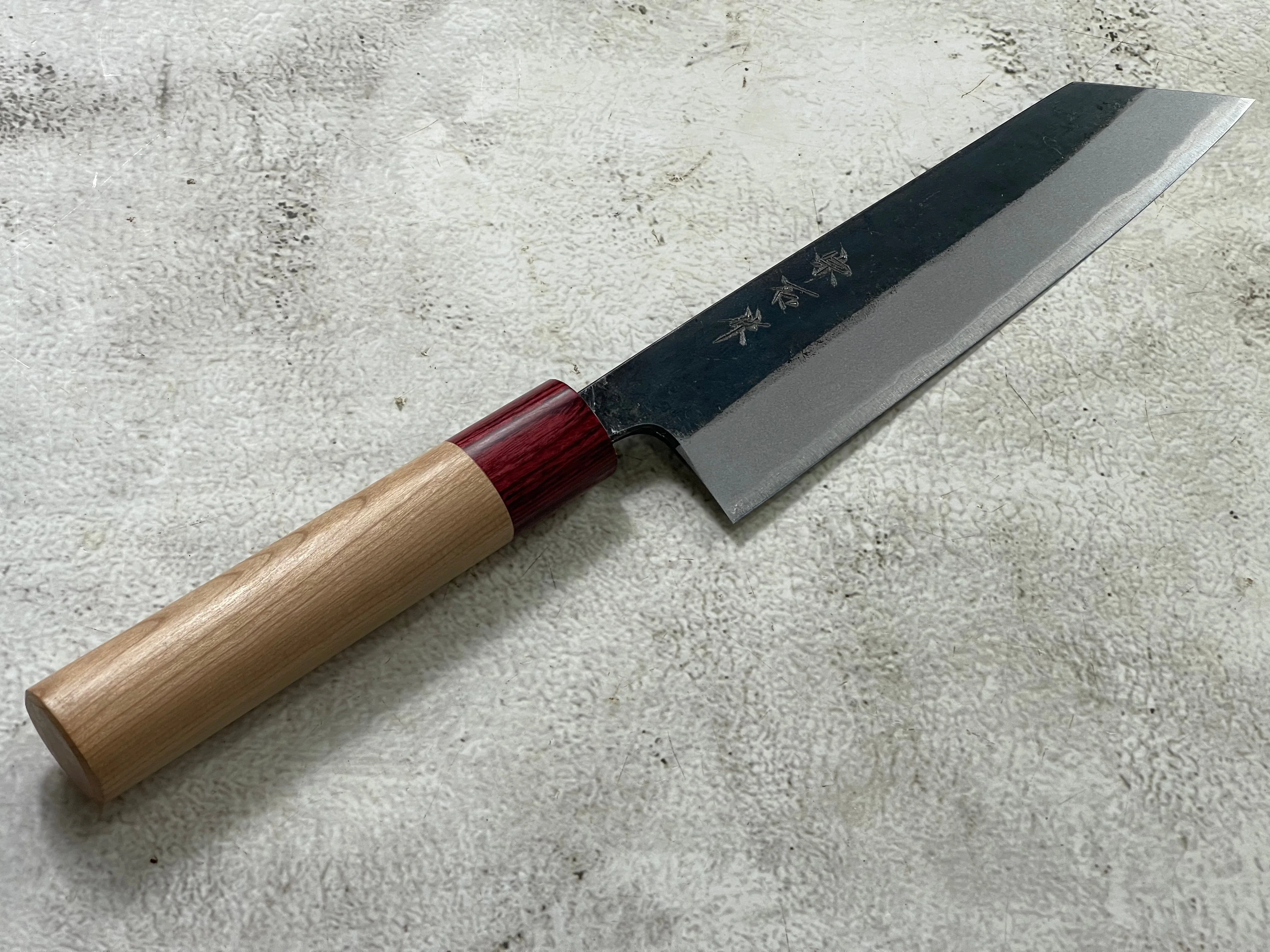 Muneishi Aogami 2 Iron Clad Kiritsuke 180mm Kurouchi Finish - Image 5