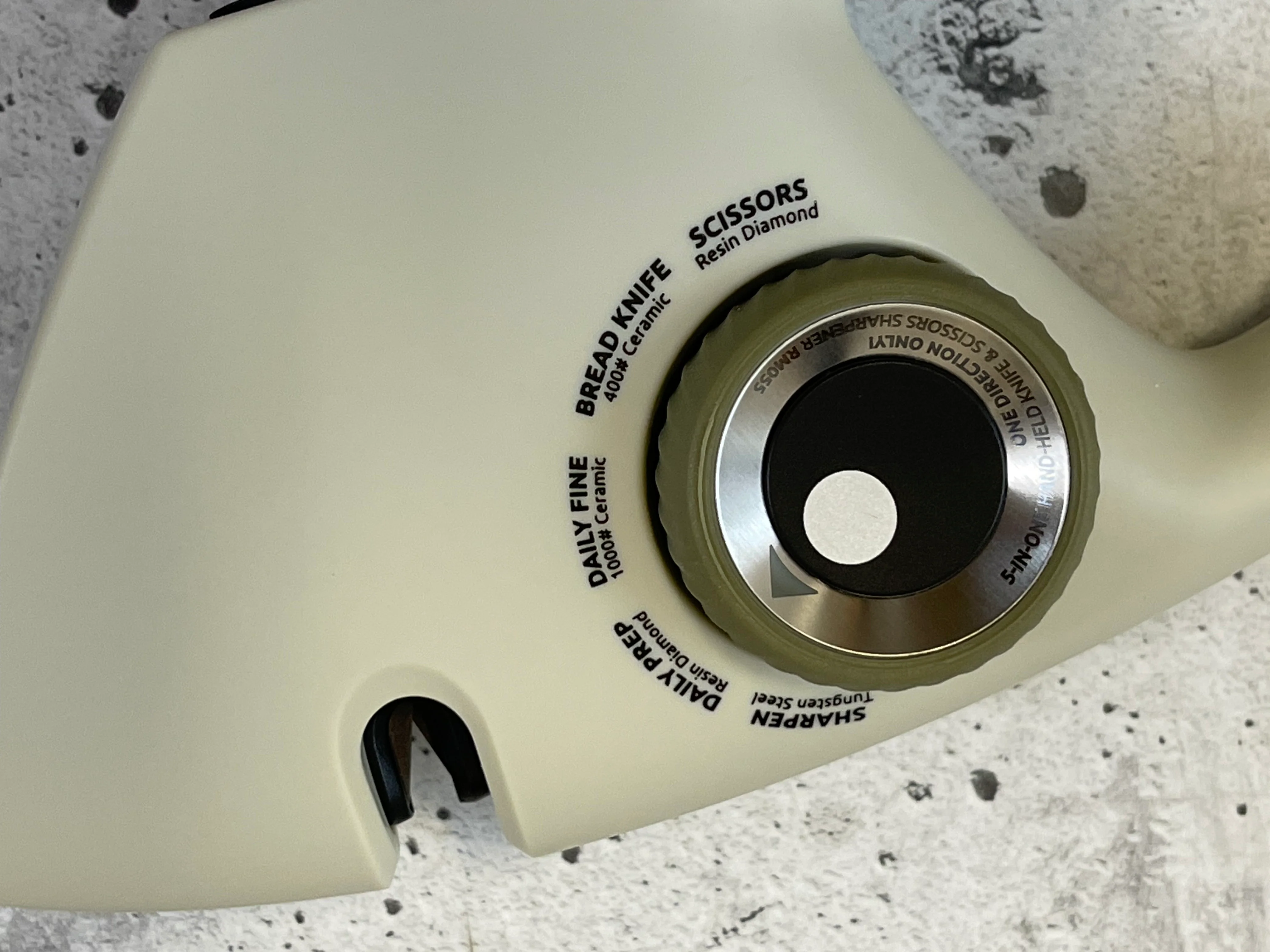 New Risan 5 in 1 Hand-Held Knife & Scissors Sharpener - Image 7