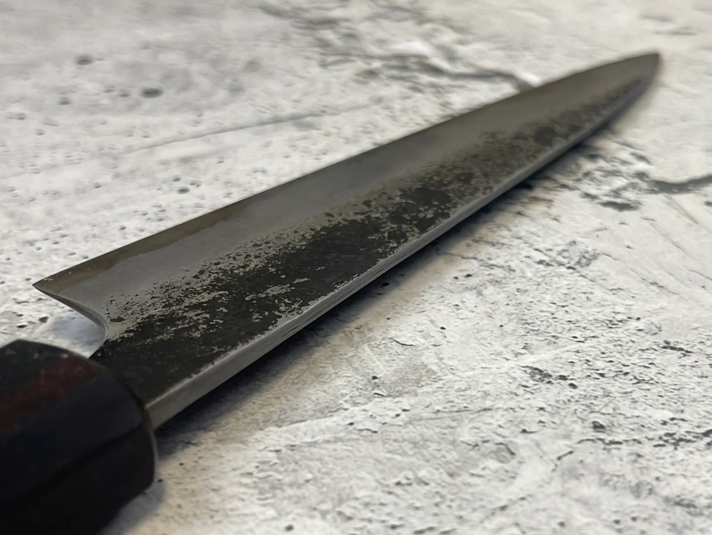 SanMai Petty 150mm Kurouchi Etched, Amboyna Burl & Rosewood Handle - Image 11