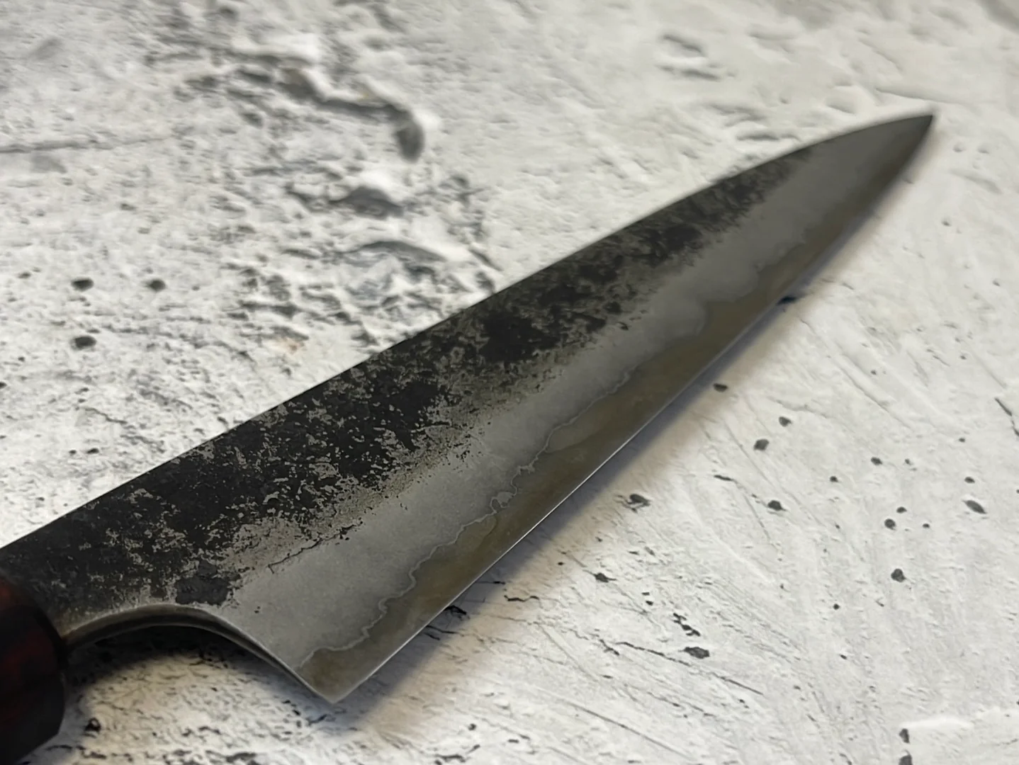 SanMai Petty 150mm Kurouchi Etched, Amboyna Burl & Rosewood Handle - Image 4