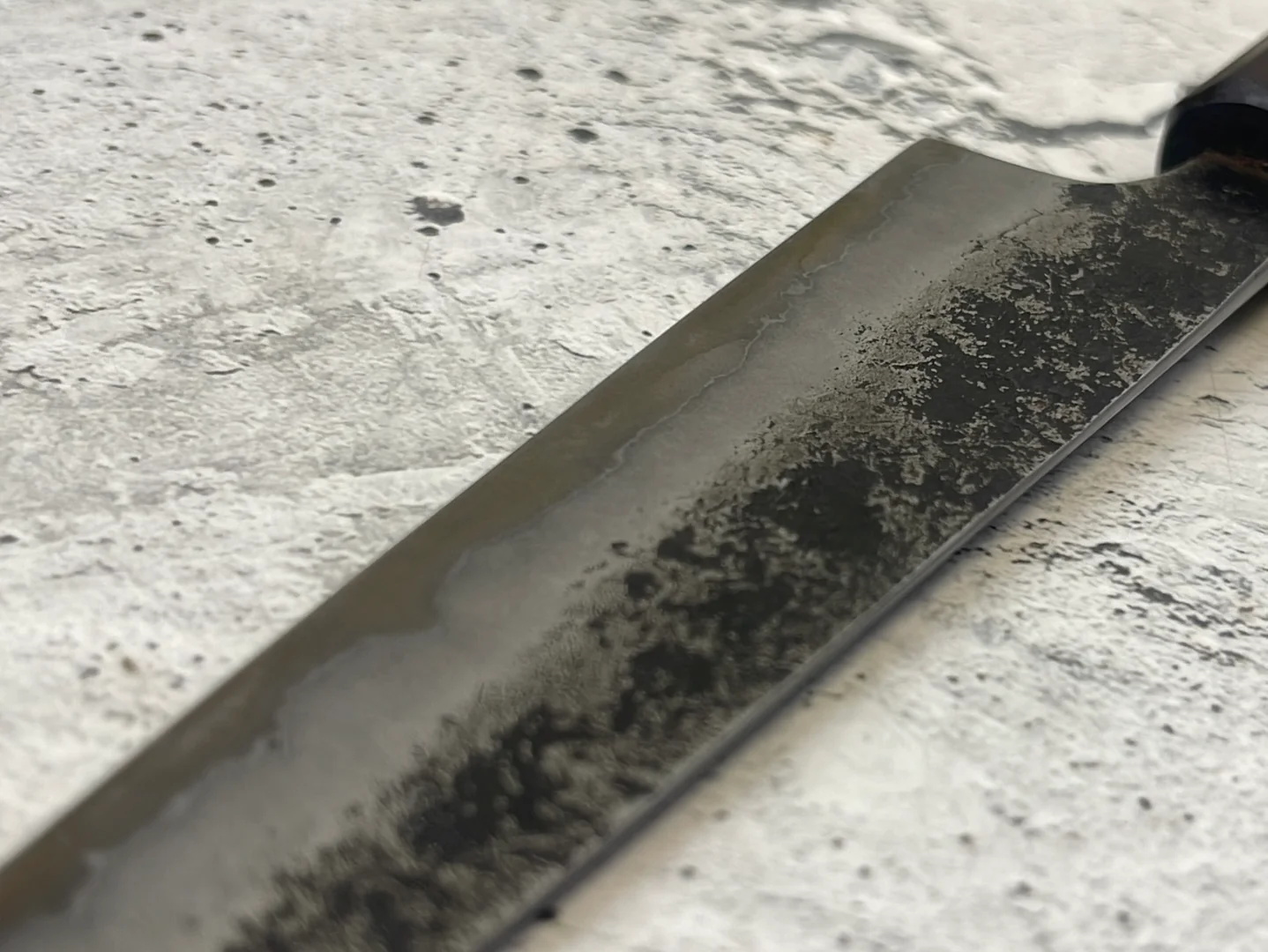 SanMai Petty 150mm Kurouchi Etched, Amboyna Burl & Rosewood Handle - Image 6