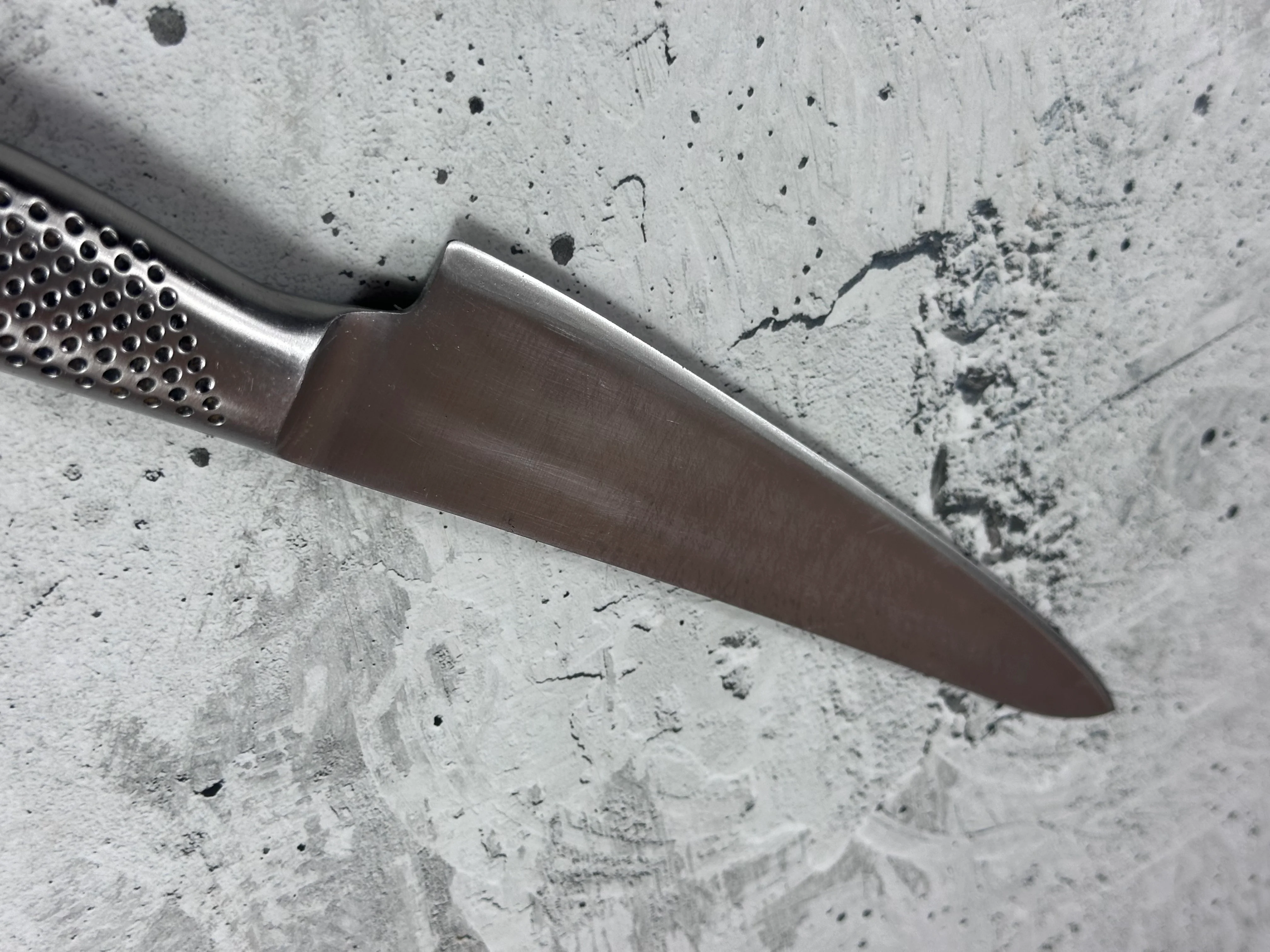 Second Hand Global Slicing Knife 230mm Stainless Steel Made in Japan 2053 - Image 4