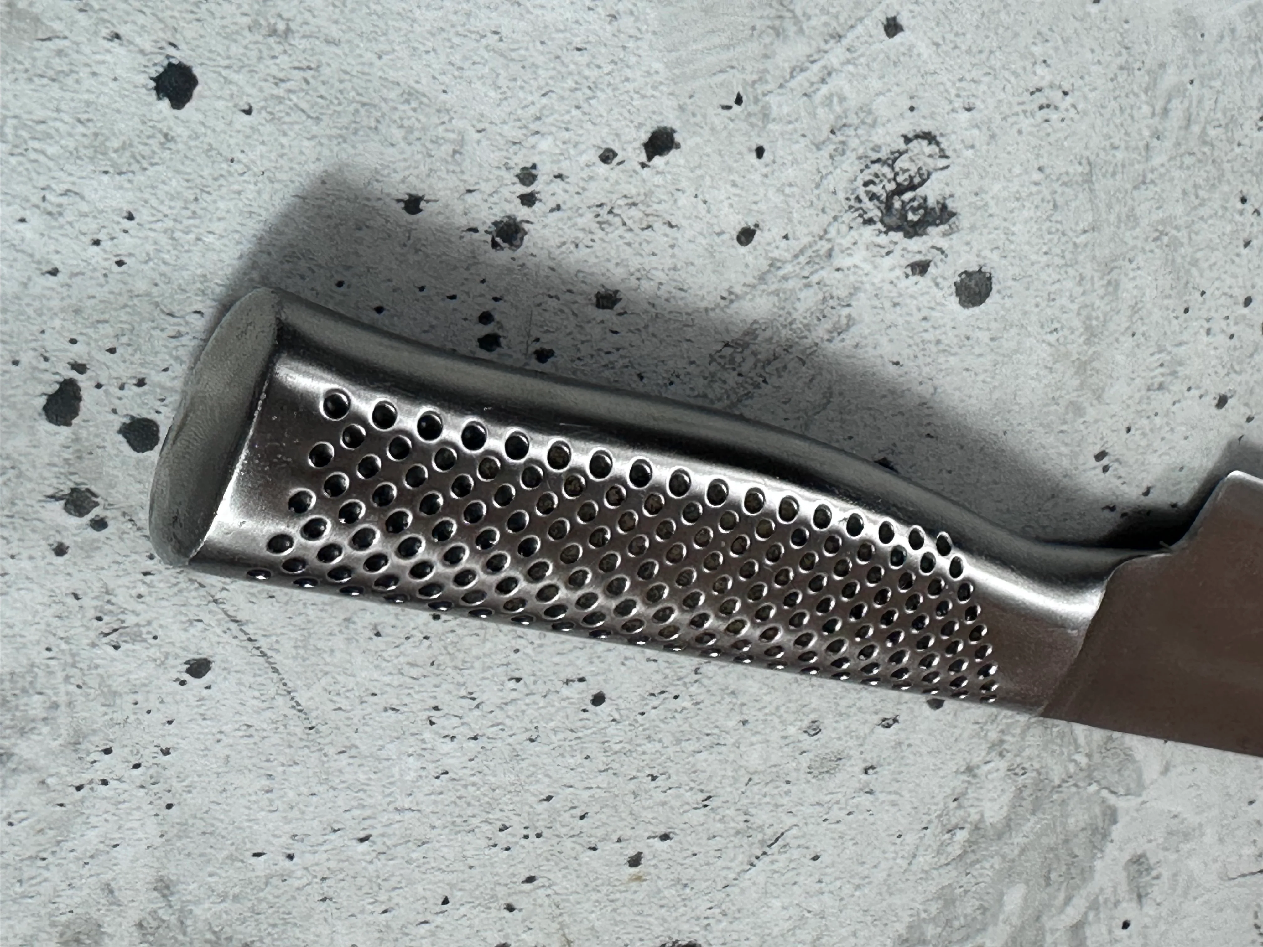 Second Hand Global Slicing Knife 230mm Stainless Steel Made in Japan 2053 - Image 9