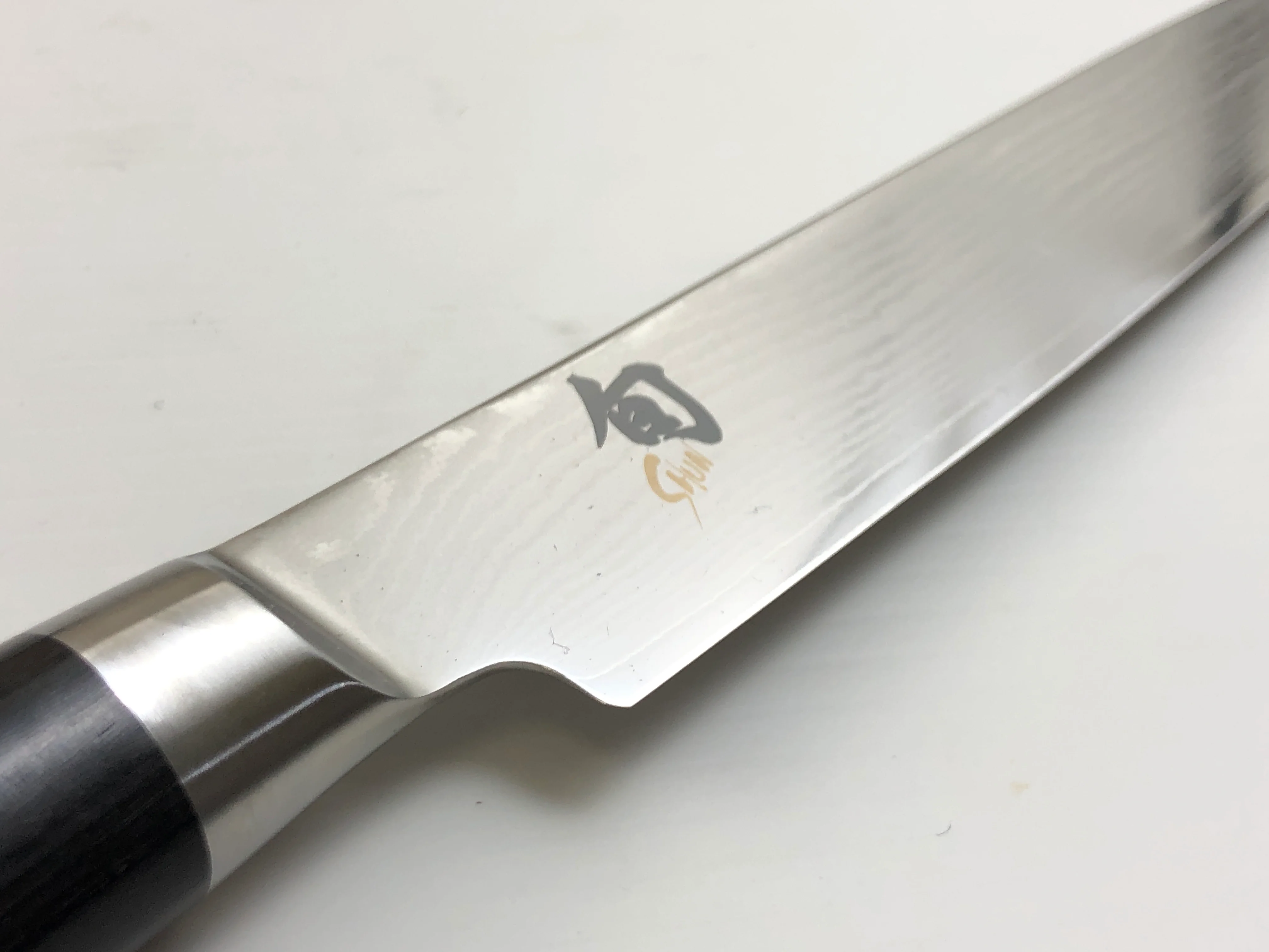 Second Hand Shun Classic Slicing Knife 23cm - Image 4