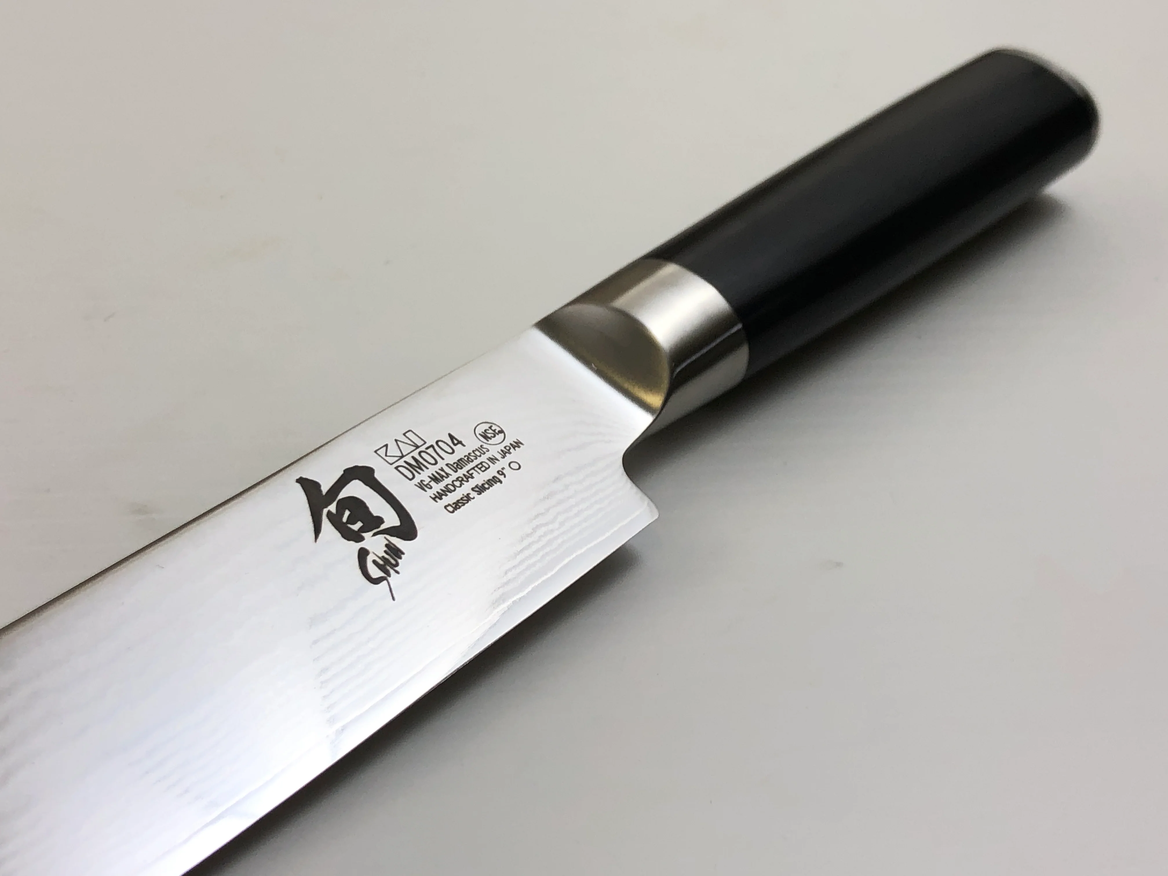 Second Hand Shun Classic Slicing Knife 23cm - Image 8