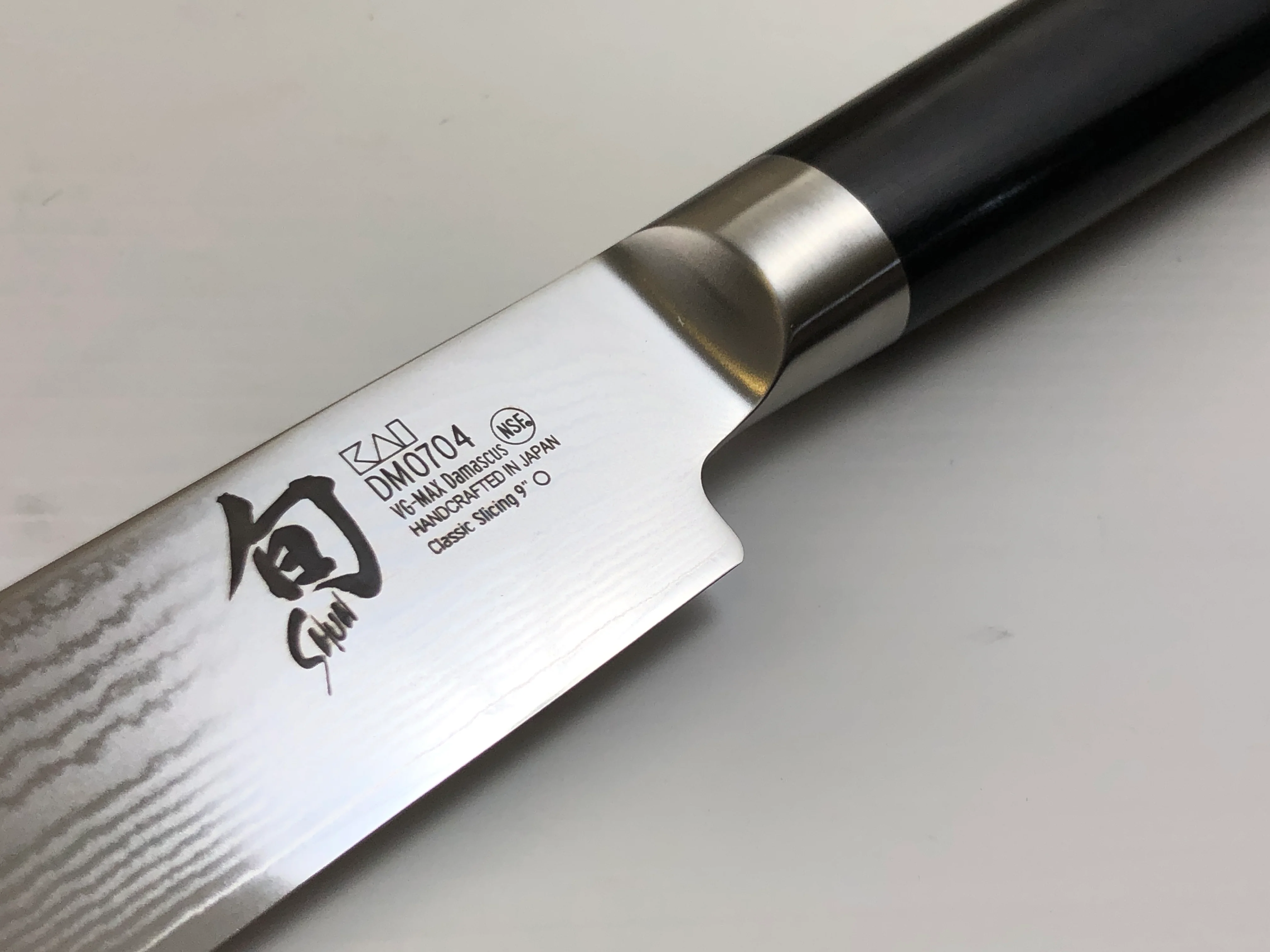 Second Hand Shun Classic Slicing Knife 23cm - Image 9