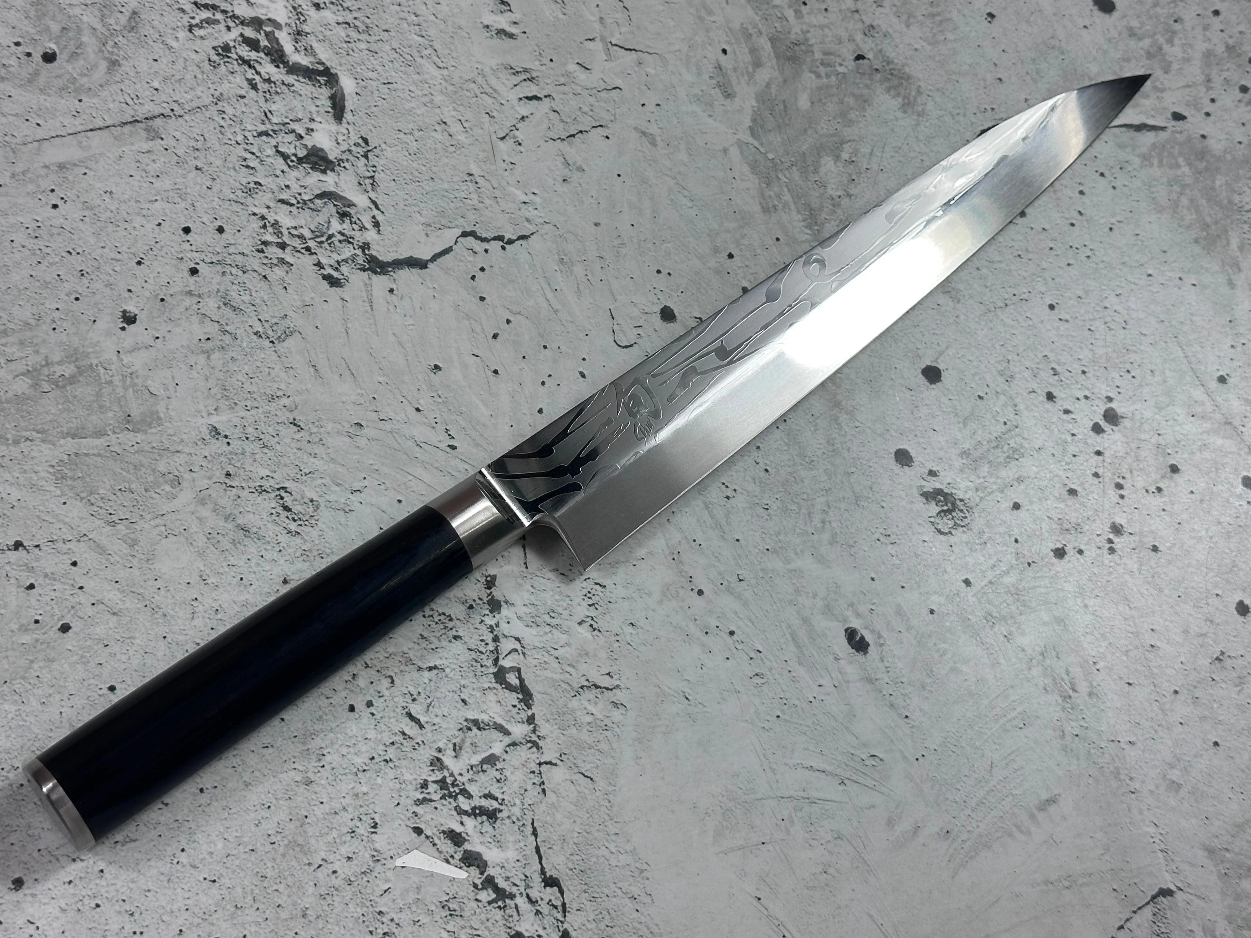 Second Hand Never Used Shun Sashimi Knife 240mm Made in Japan 2061 - Image 8