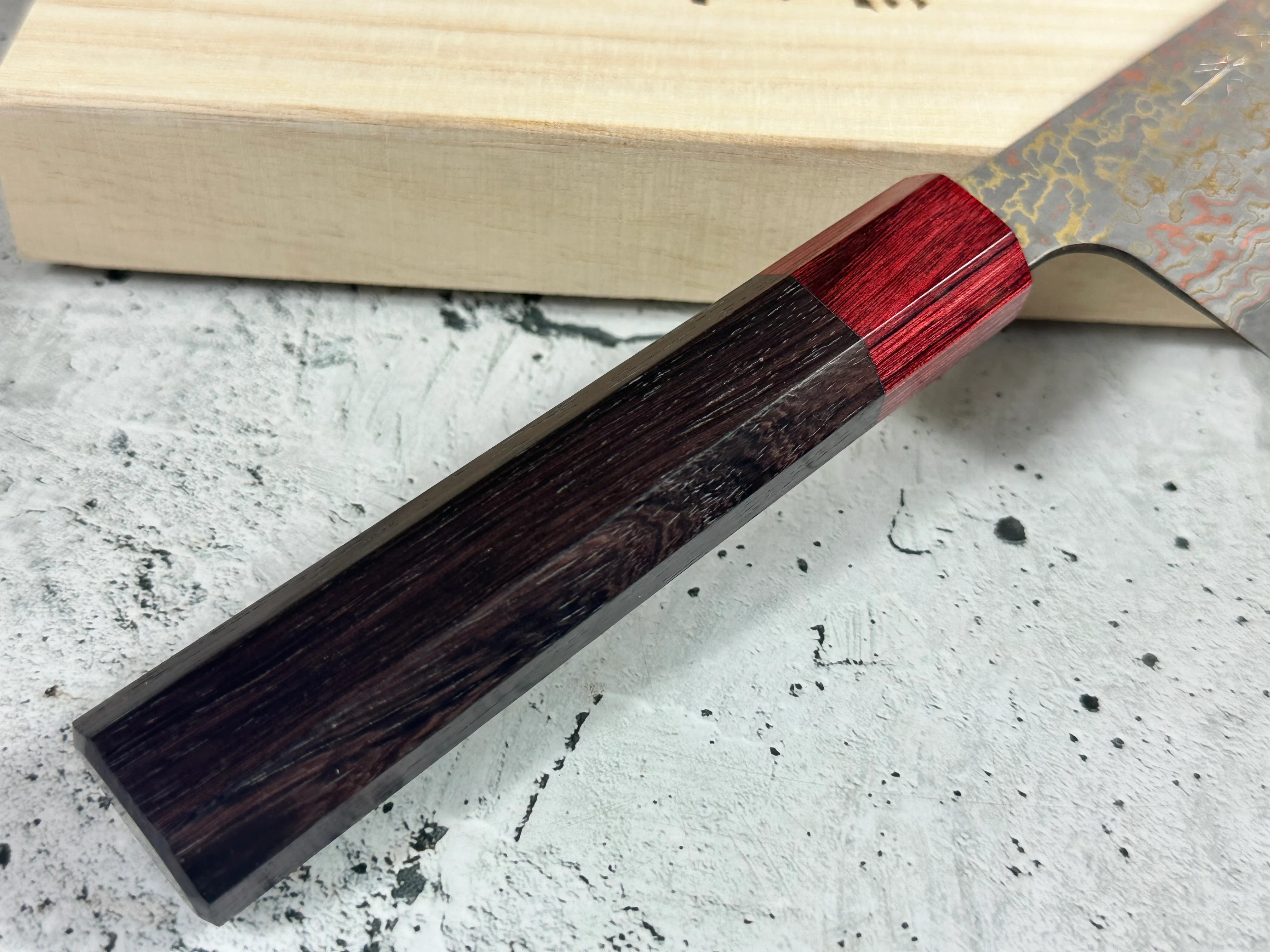 Takeshi Saji VG10-W Nashiji Rainbow Damascus Bunka 165mm - Image 4