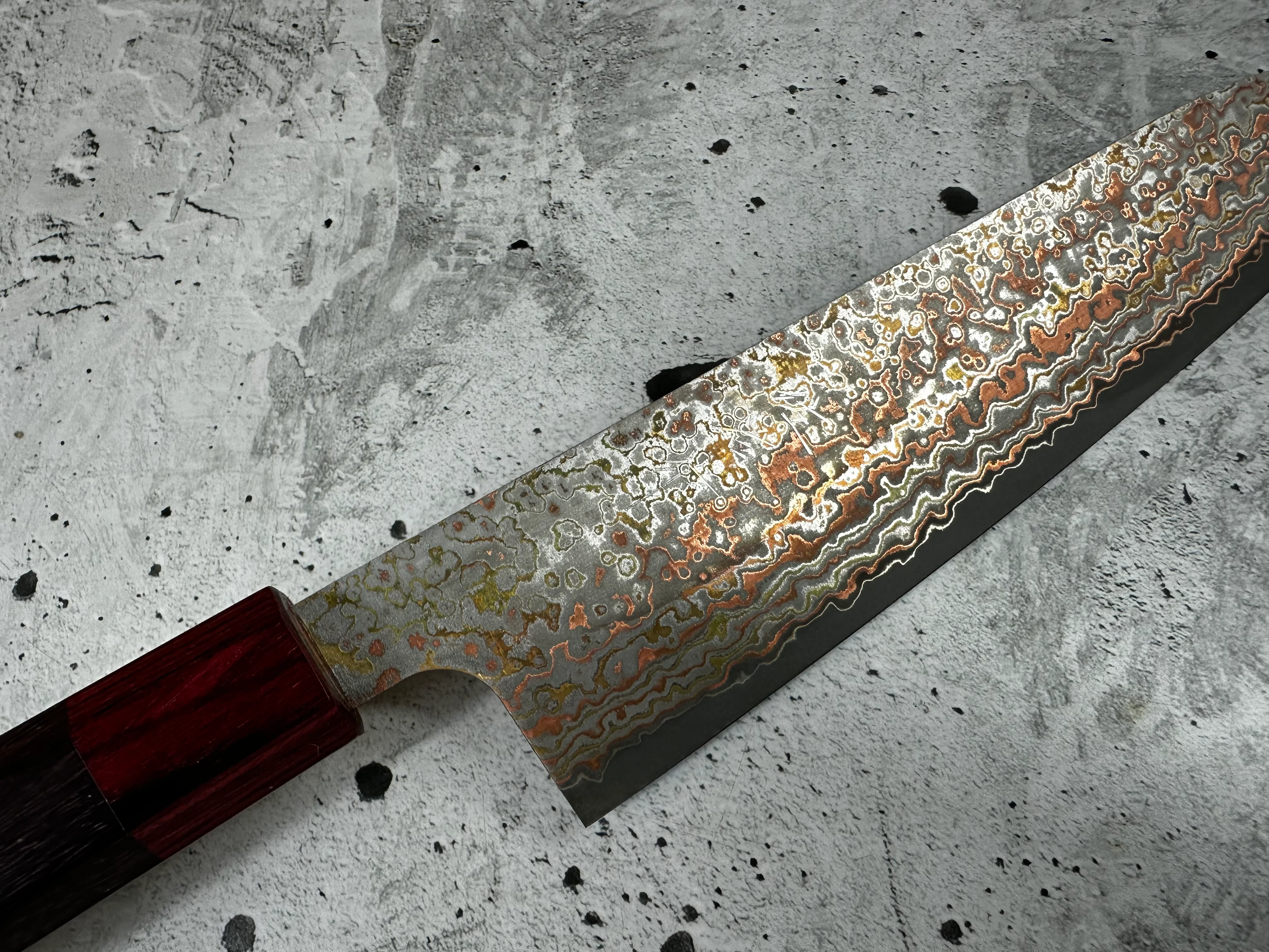 Takeshi Saji VG10-W Nashiji Rainbow Damascus Gyuto 210mm - Image 5