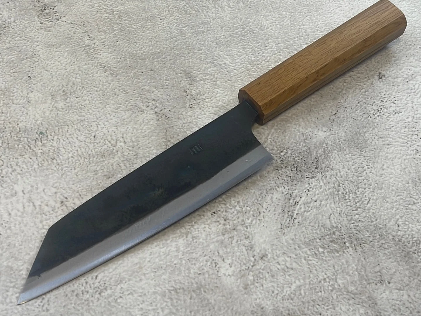 Tsukasa Shiro Kuro 150mm Bunka- Shirogami Steel - Oak Octagnon Handle - Image 3
