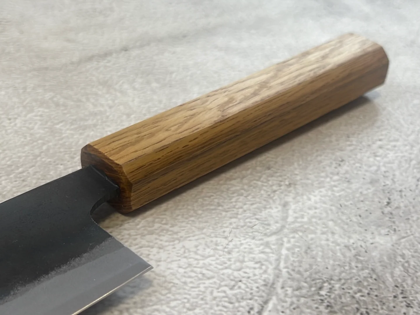 Tsukasa Shiro Kuro 165mm Santoku- Shirogami Steel - Oak Octagnon Handle - Image 6