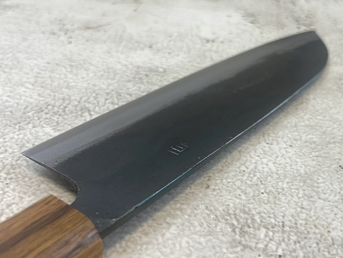 Tsukasa Shiro Kuro 180mm Santoku - Shirogami Steel - Oak Octagnon Handle - Image 7