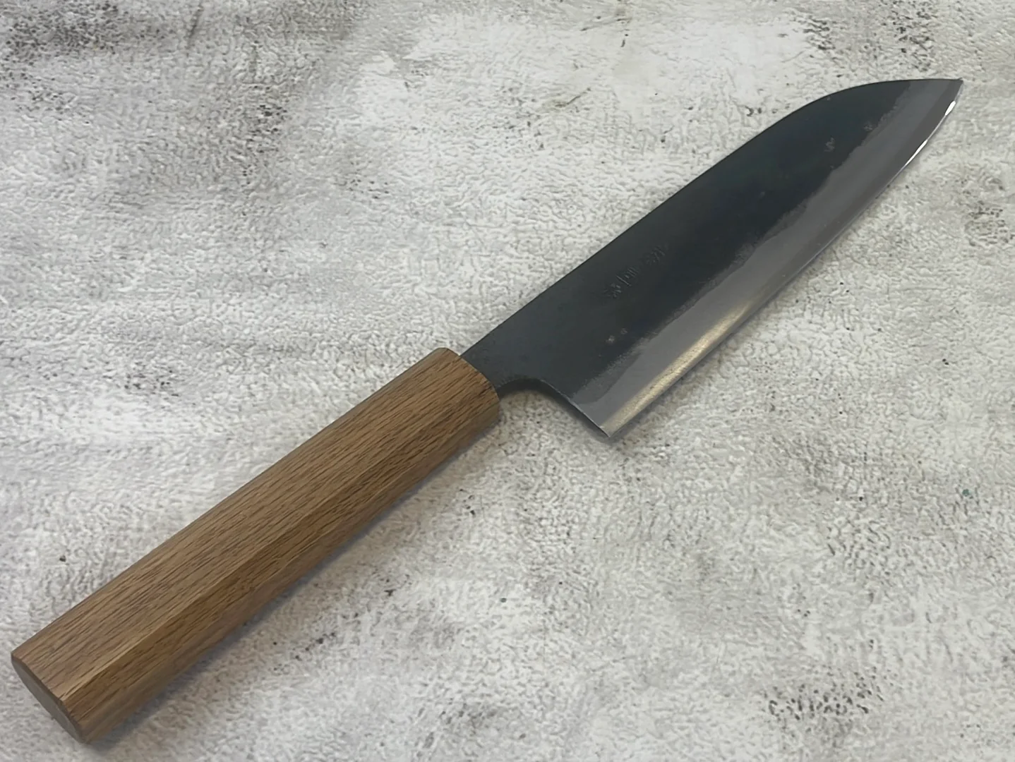 Tsukasa Shiro Kuro 180mm Santoku - Shirogami Steel - Oak Octagnon Handle - Image 8