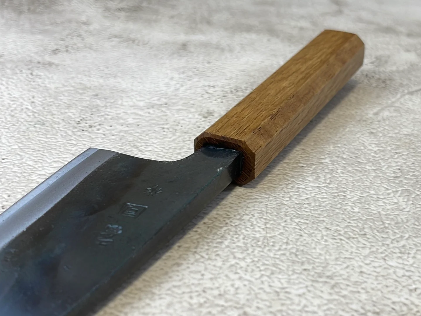 Tsukasa Shiro Kuro 135mm Deba - Shirogami Steel - Oak Octagnon Handle - Image 14