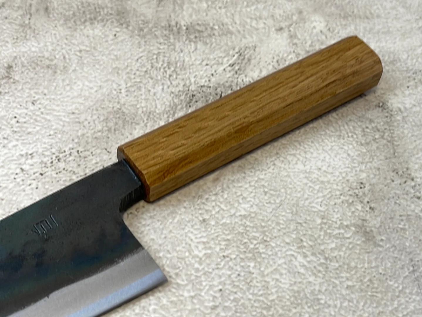 Tsukasa Shiro Kuro 135mm Deba - Shirogami Steel - Oak Octagnon Handle - Image 5
