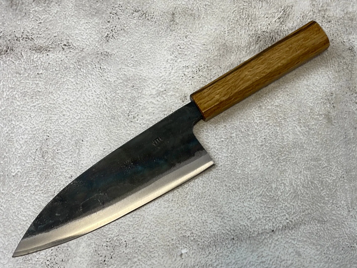 Tsukasa Shiro Kuro 165mm Deba - Shirogami Steel - Oak Octagnon Handle - Image 3