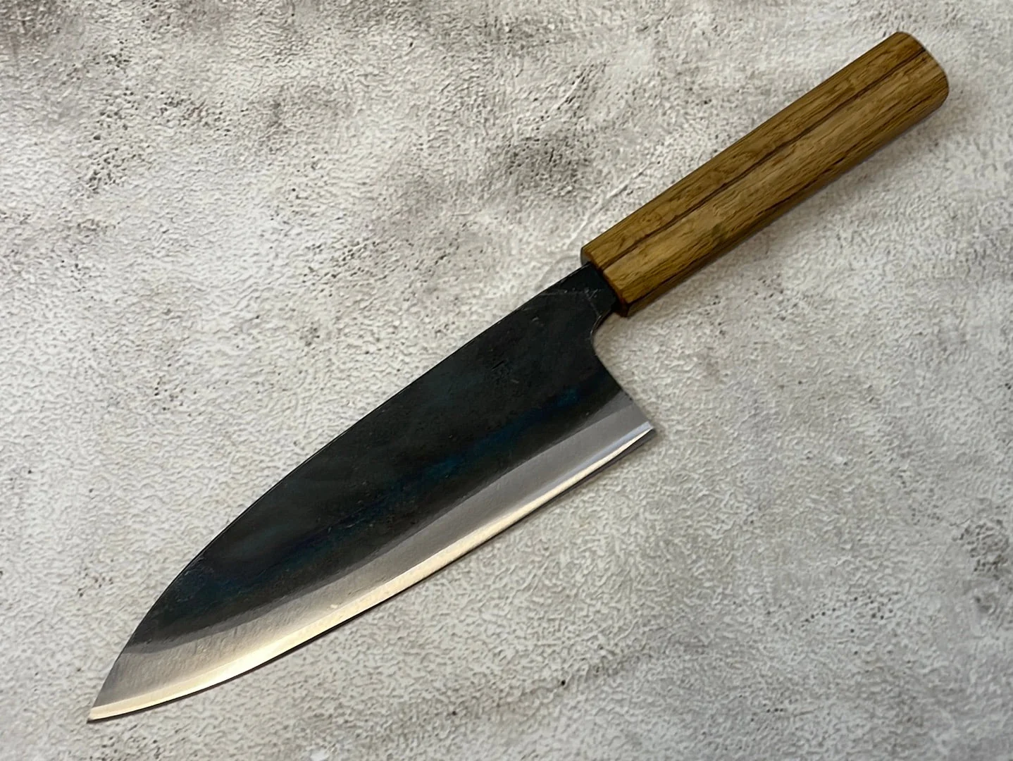 Tsukasa Shiro Kuro 180mm Deba - Shirogami Steel - Oak Octagnon Handle - Image 3