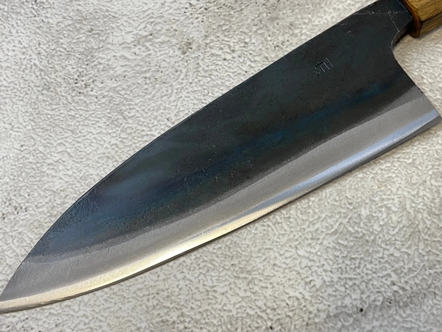Tsukasa Shiro Kuro 180mm Deba - Shirogami Steel - Oak Octagnon Handle - Image 4